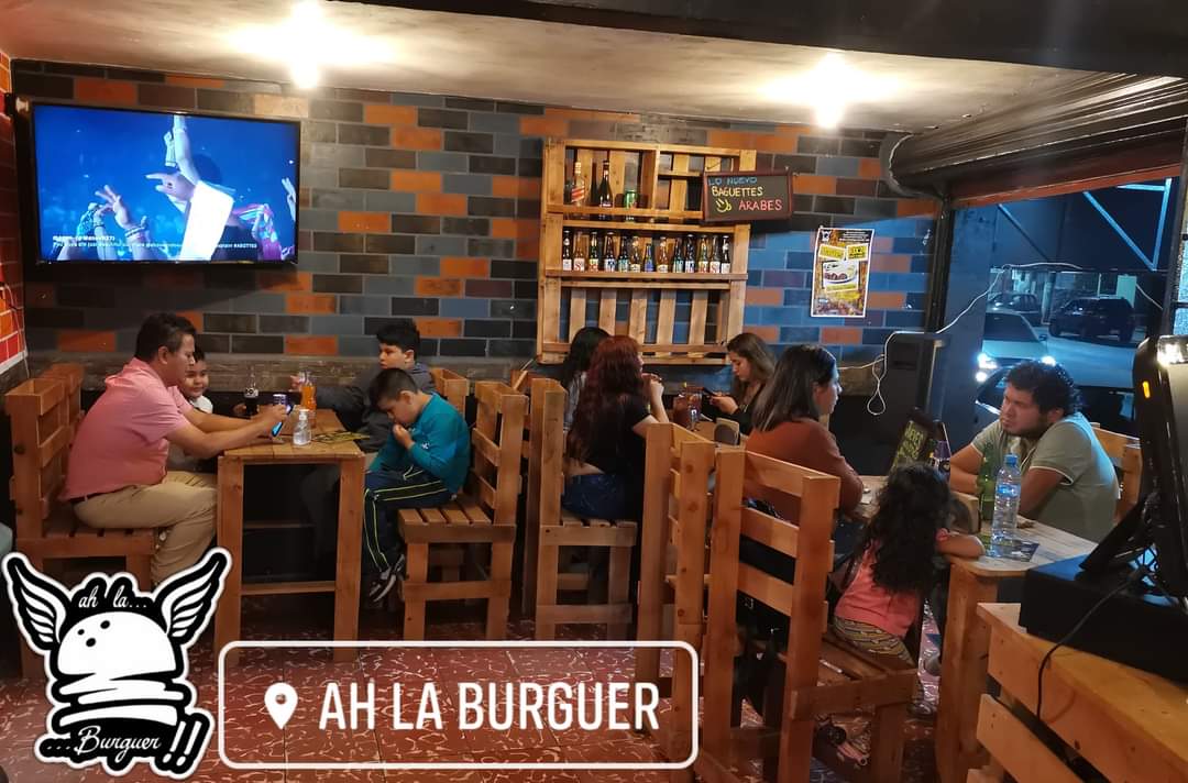 Ah la Burguer !! image 1