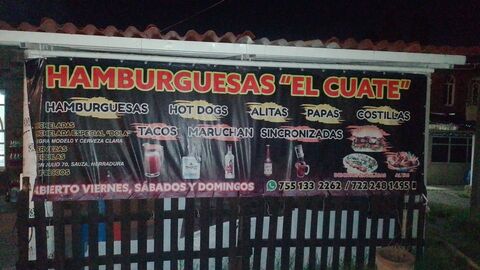 Hamburguesas El Cuate image 5