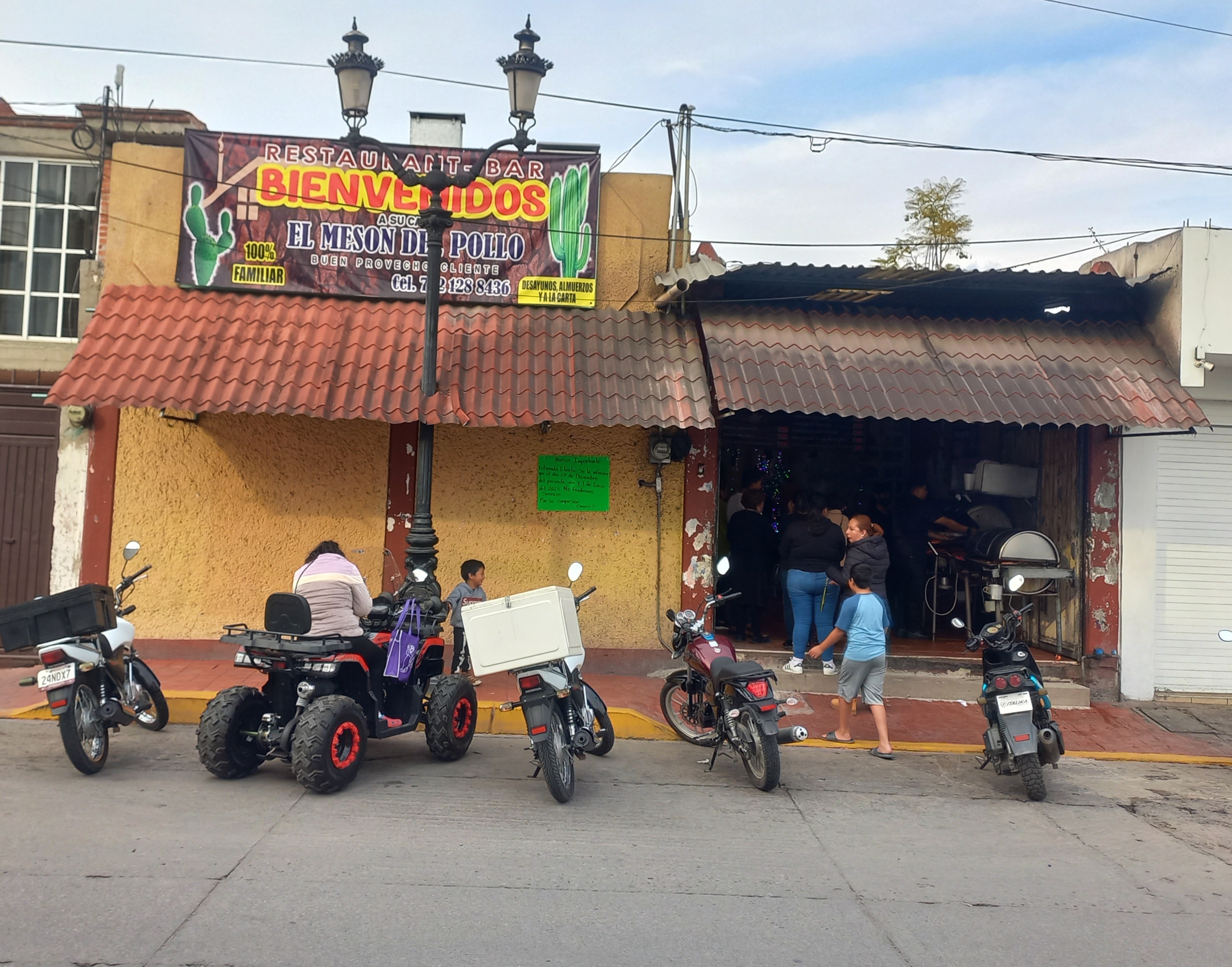 El Meson Del Pollo image 4