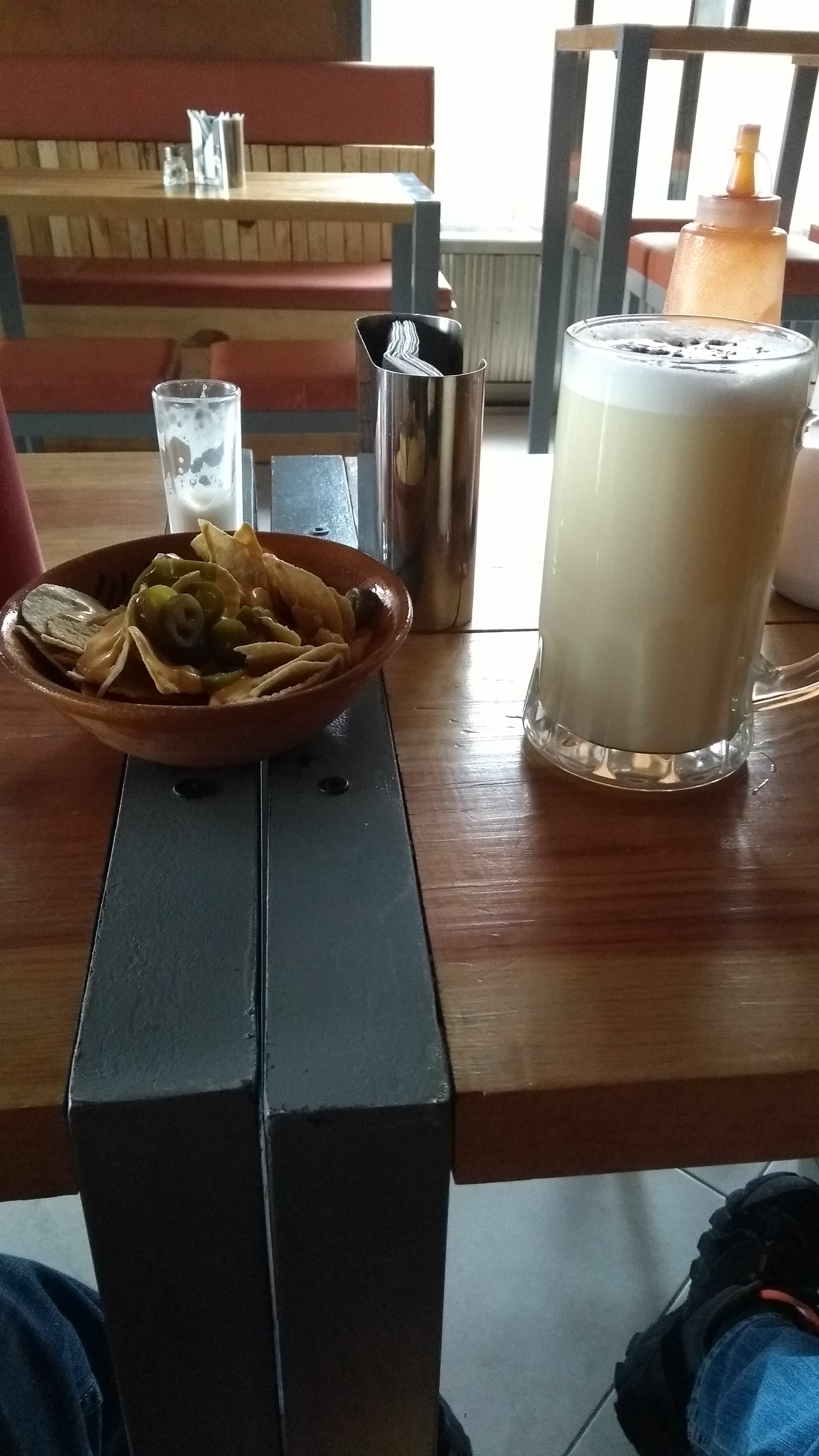 Tieda "El Jefe" cerveza vinos y licores image 6