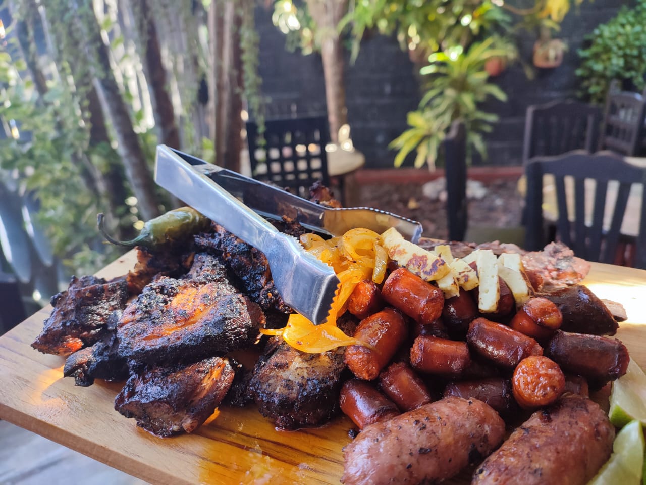 Asadero Leños y Carbón image 5