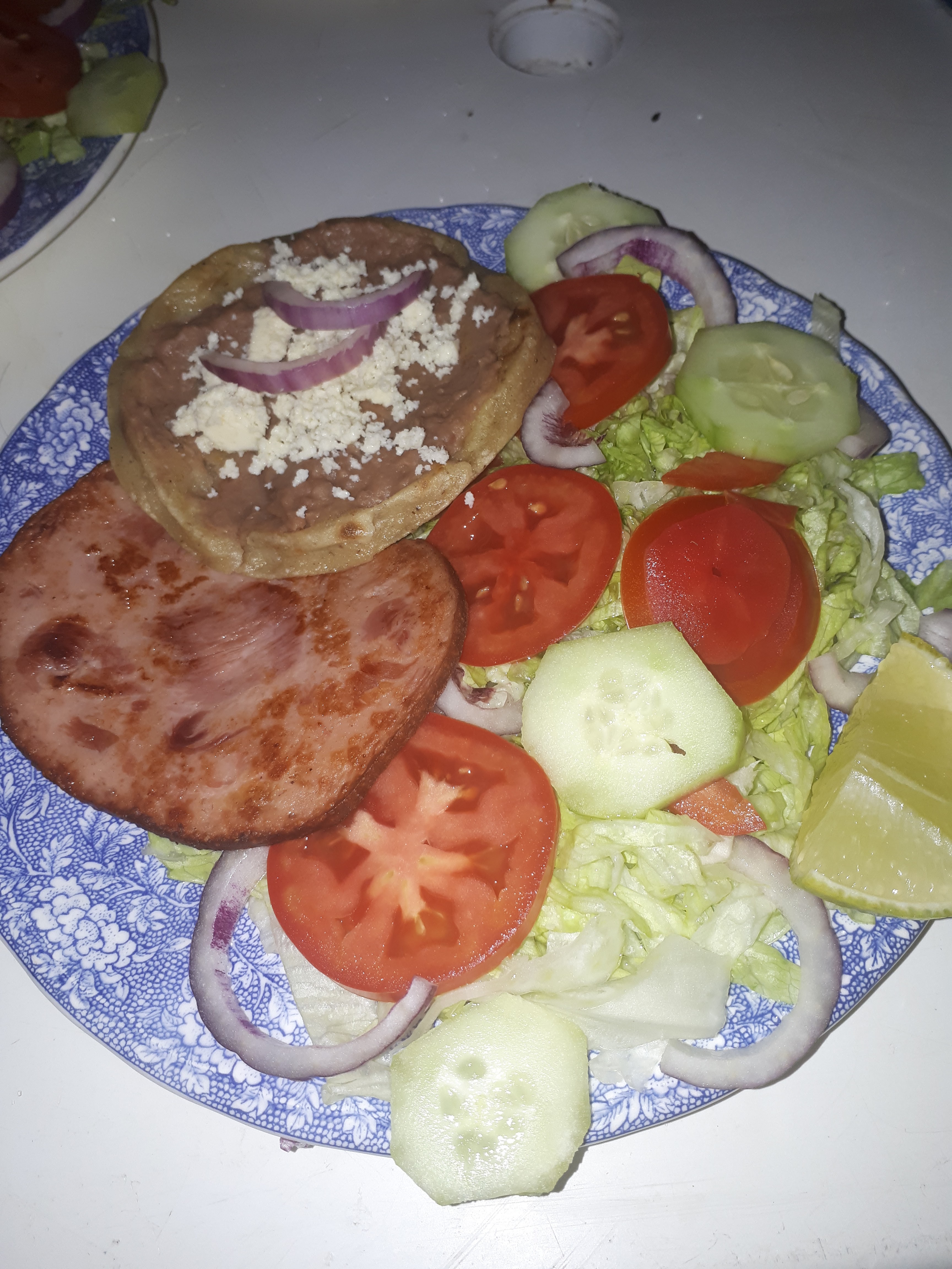 DOÑA "LUCY" Restaurant. image 1