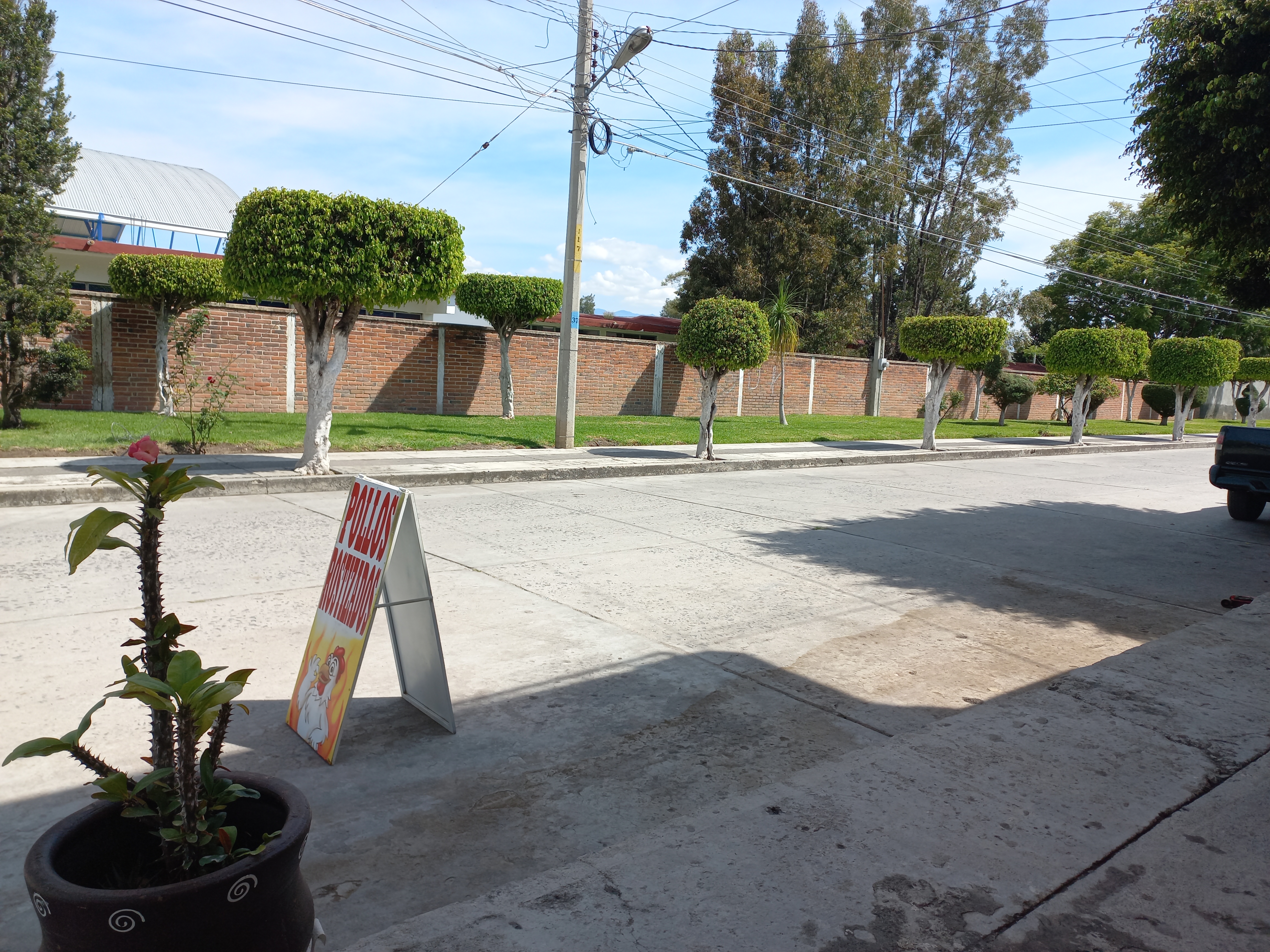 Rosticeria San Antonio image 1