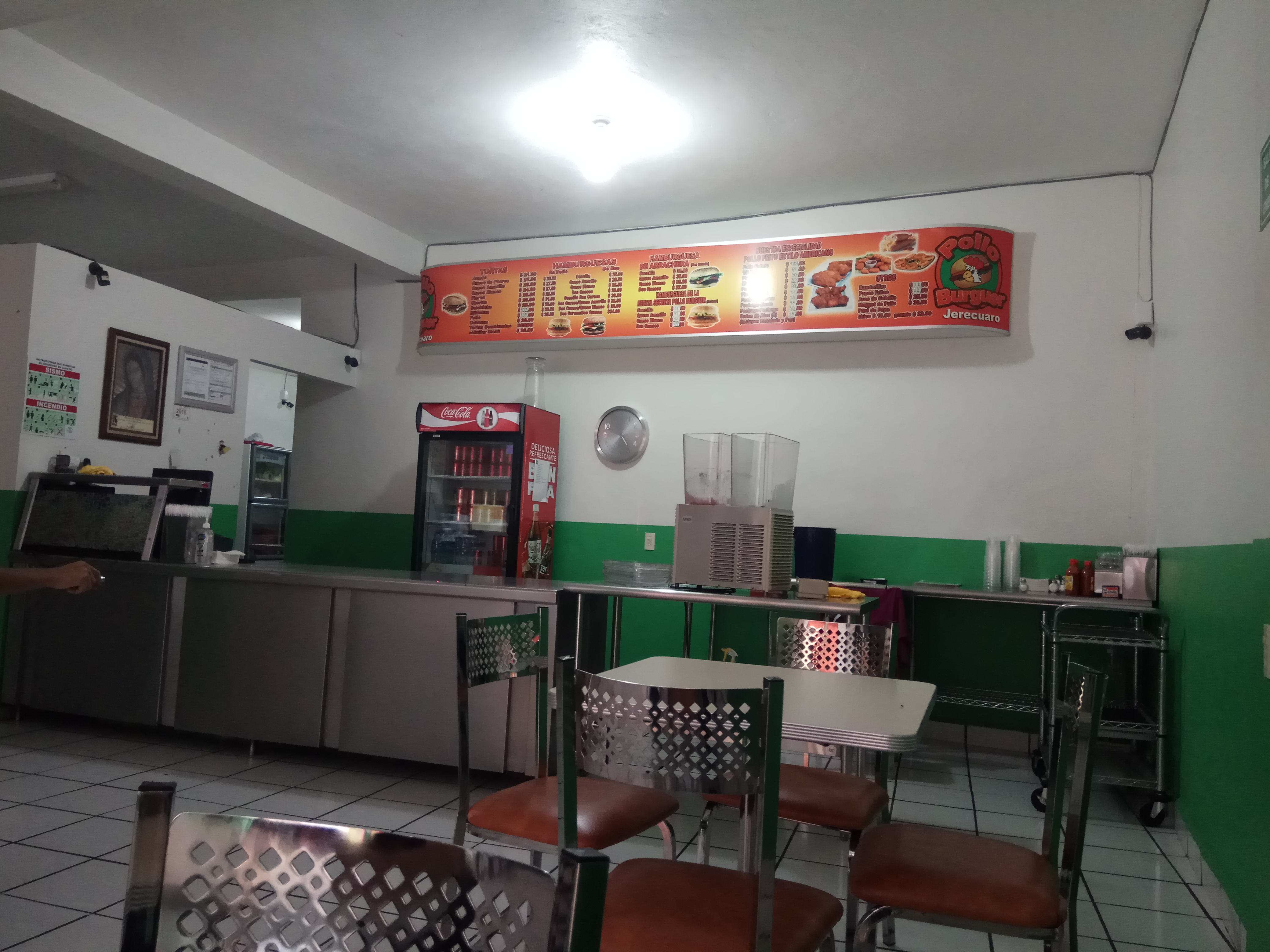 Pollo Burguer Jerécuaro image 9