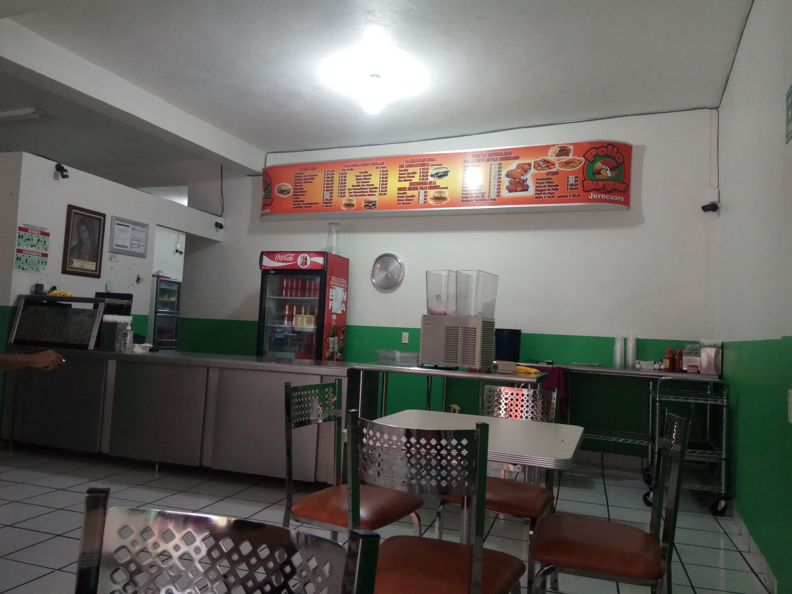Pollo Burguer Jerécuaro image 9