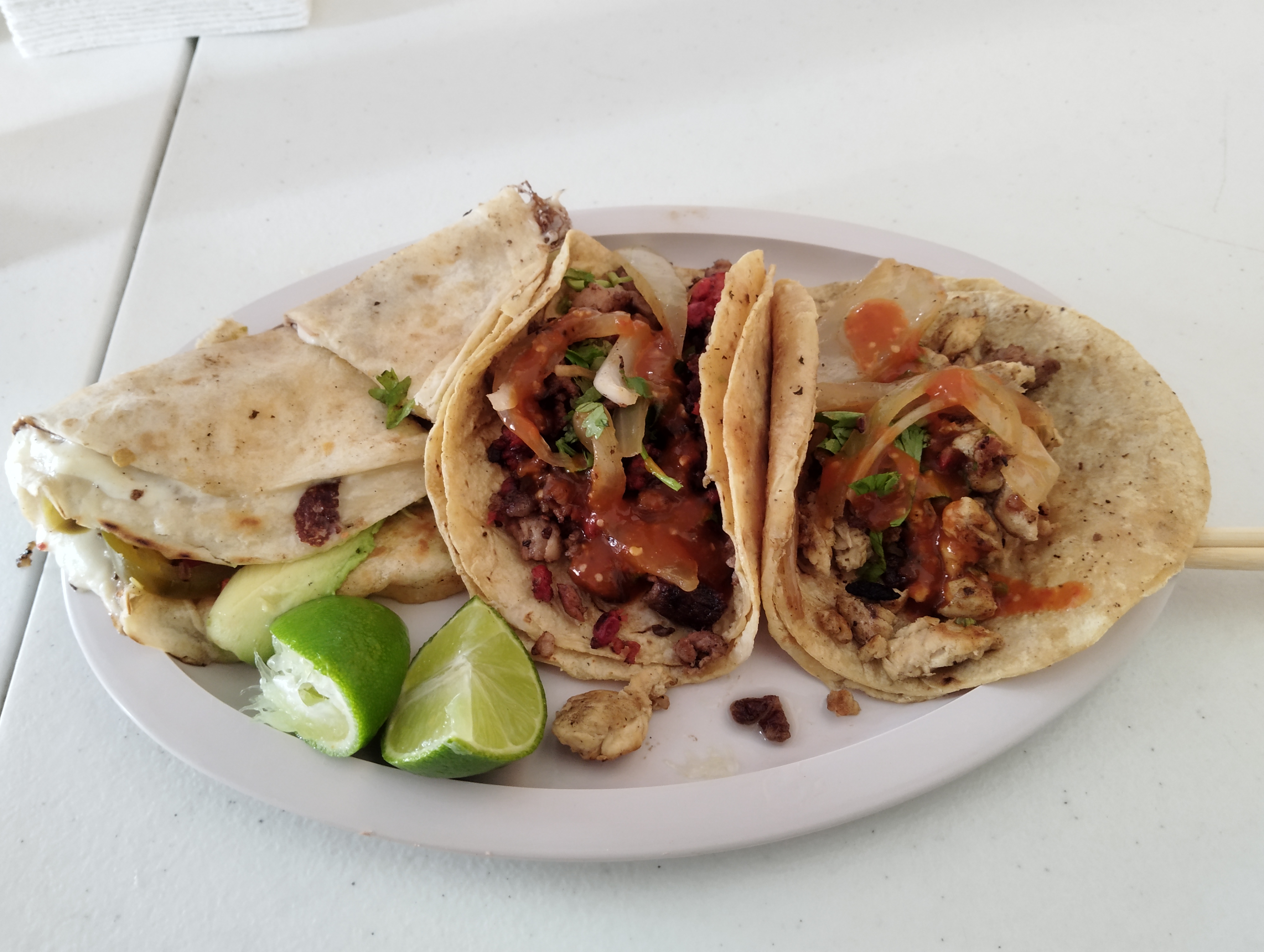 Tortas y tacos Vilchis image 2