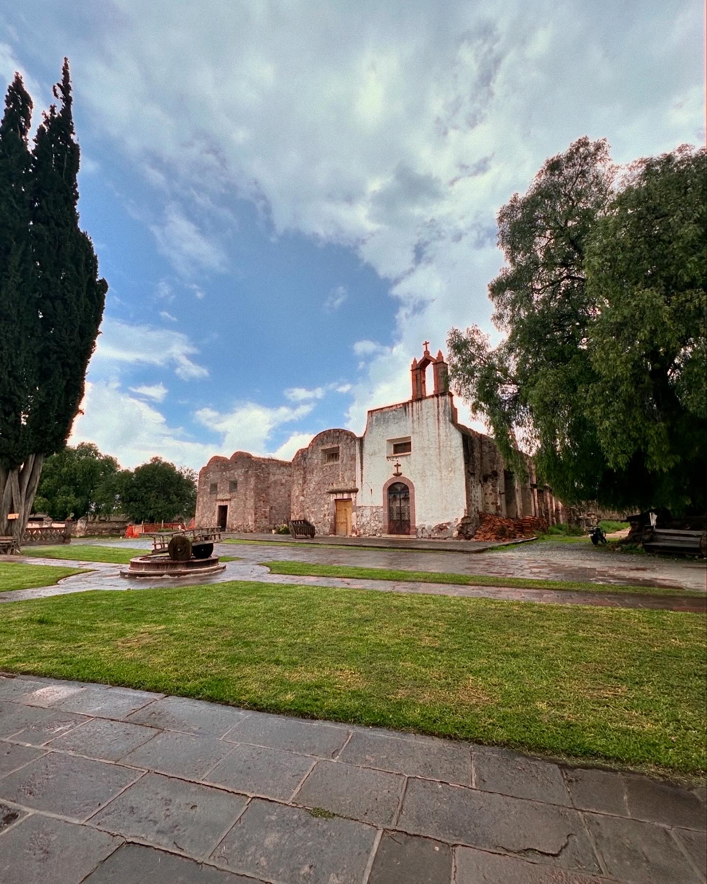 Las Jacarandas Hacienda Restaurante image 7