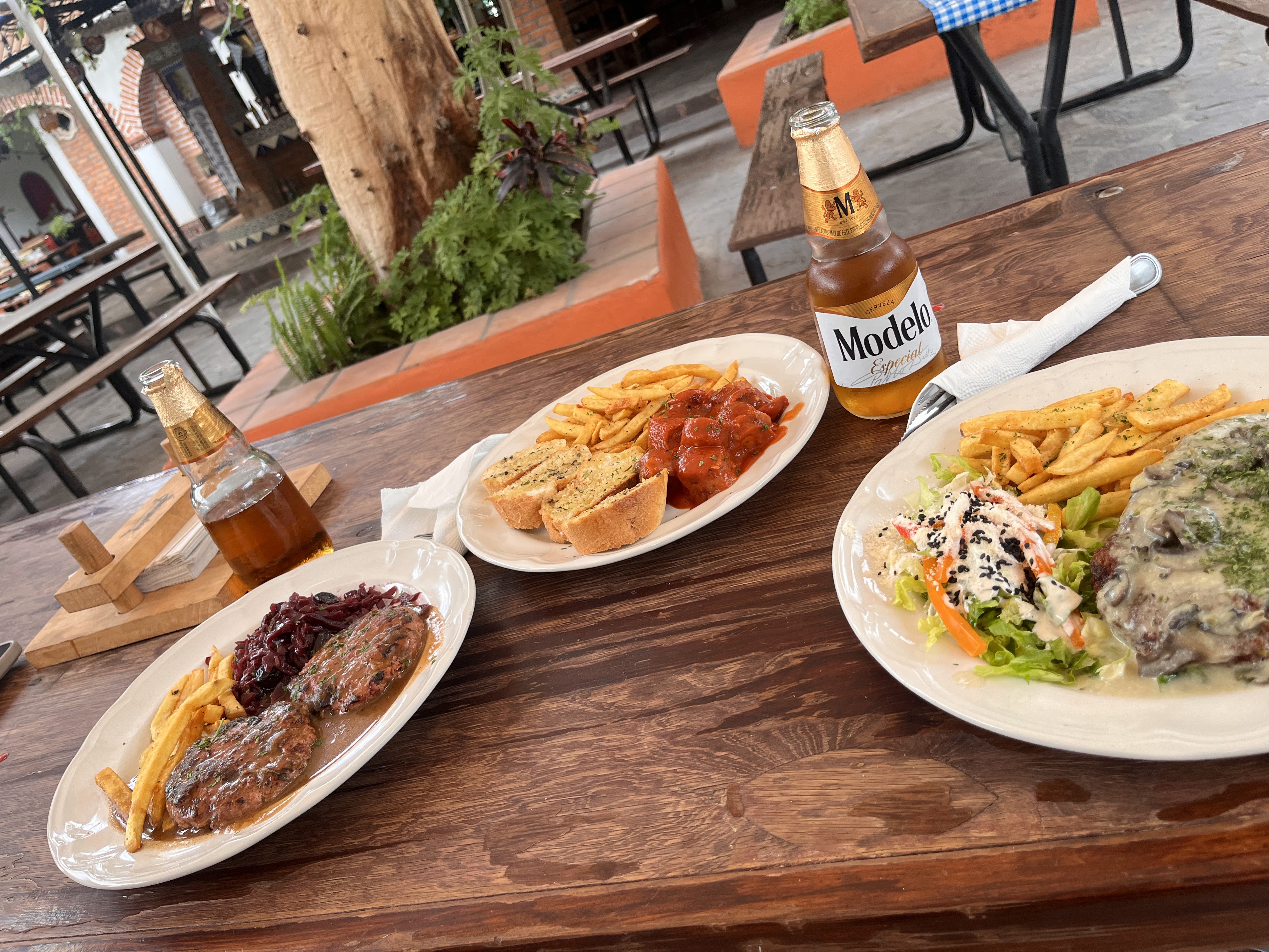 Biergarten SLP image 6