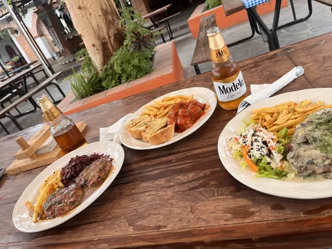 Biergarten SLP image 6