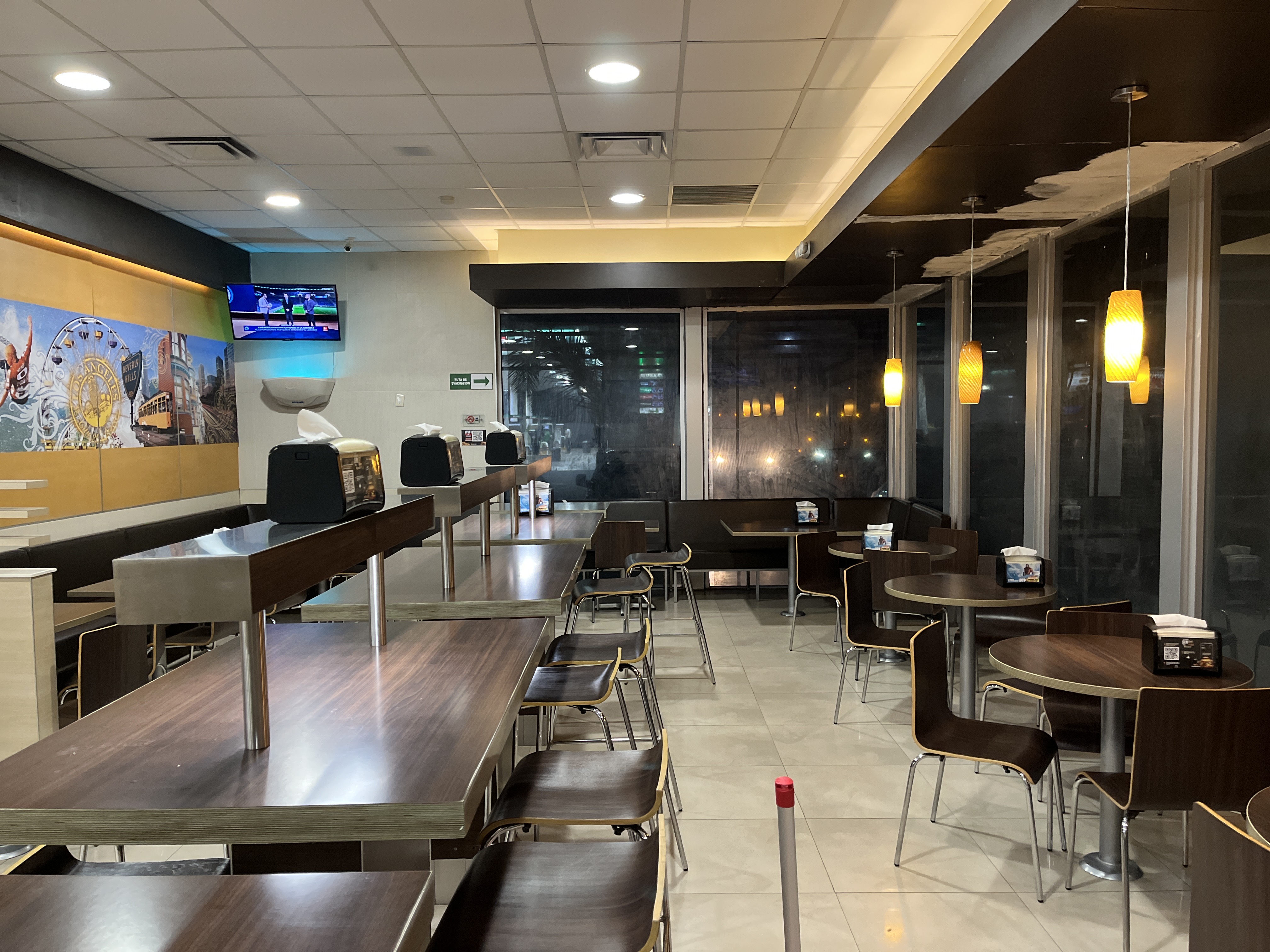 Carl's Jr. Andares image 5