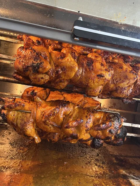 Pollos Rostizados DOS AMIGOS image 3