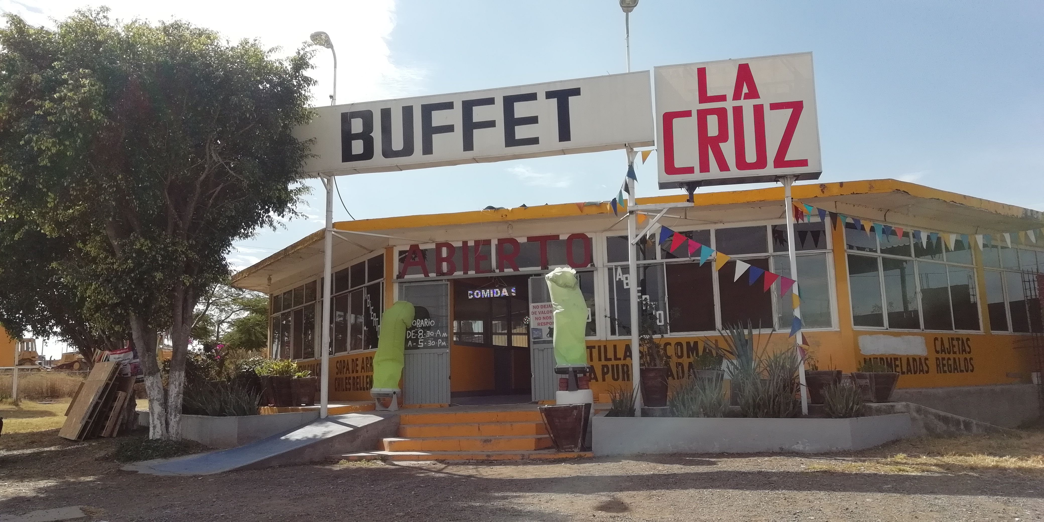 Buffet Parador La Cruz image 10