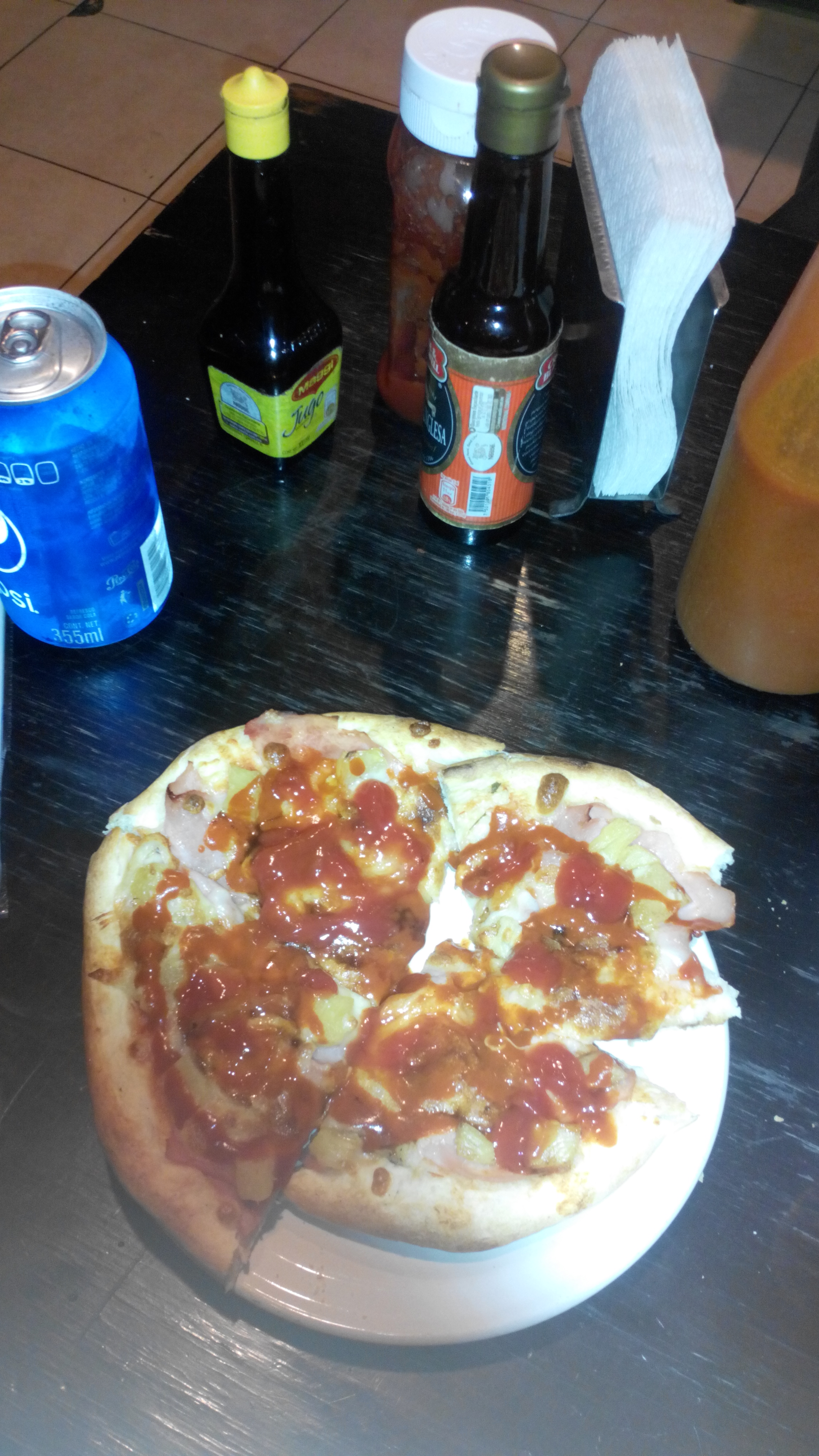 "Viva Juárez" Pizza - Hamburguesa & Bar. image 3