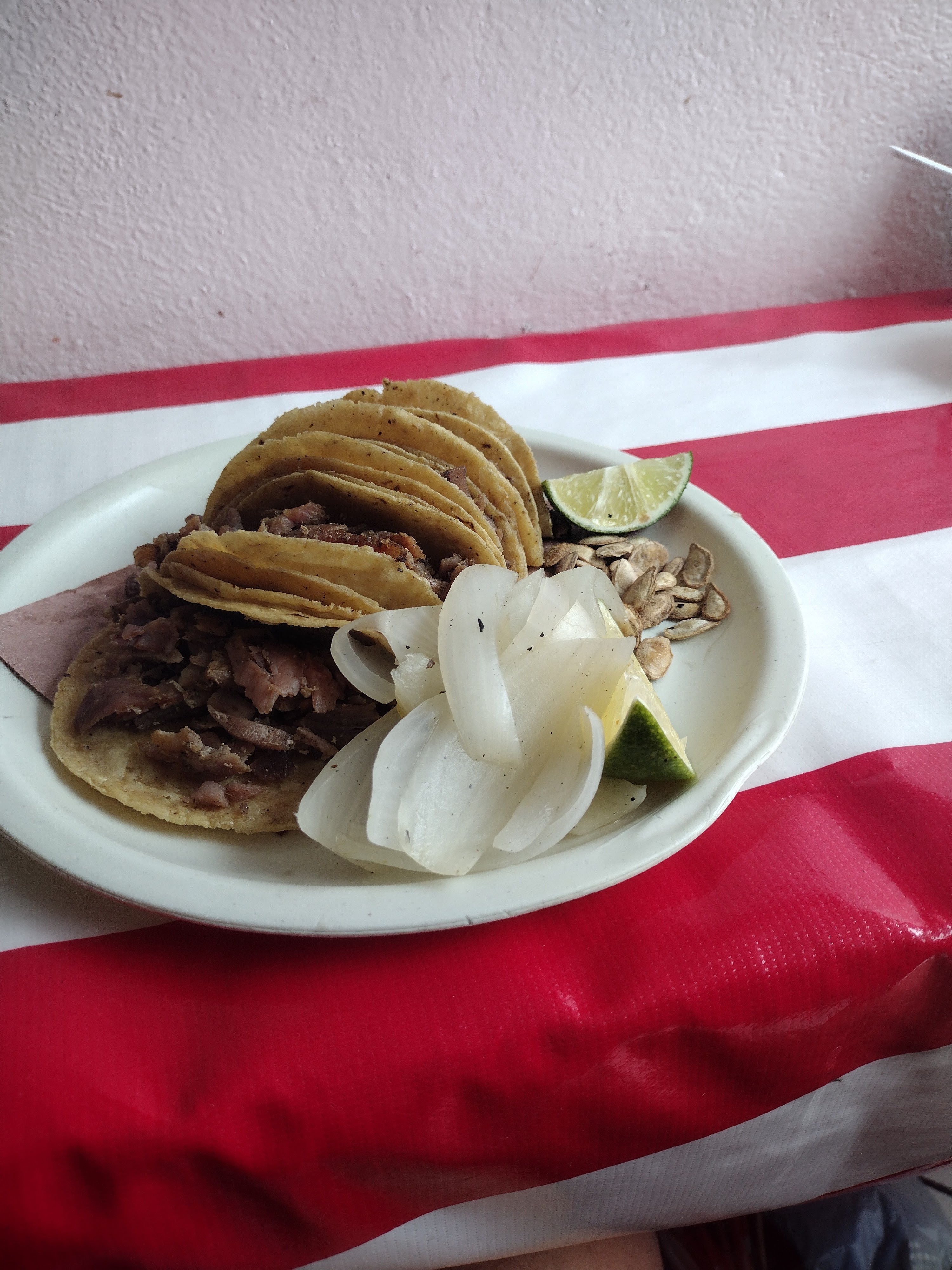 Tacos al carbon "CHOLOS" image 2