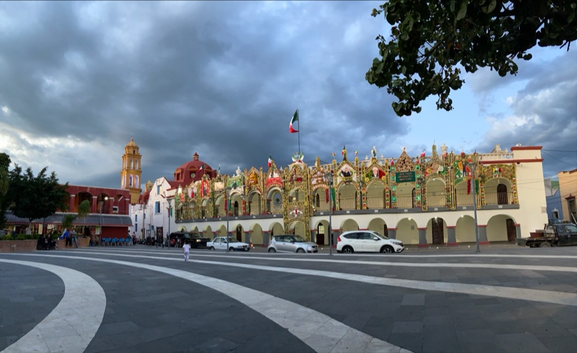 Tacos al carbon "CHOLOS" image 3