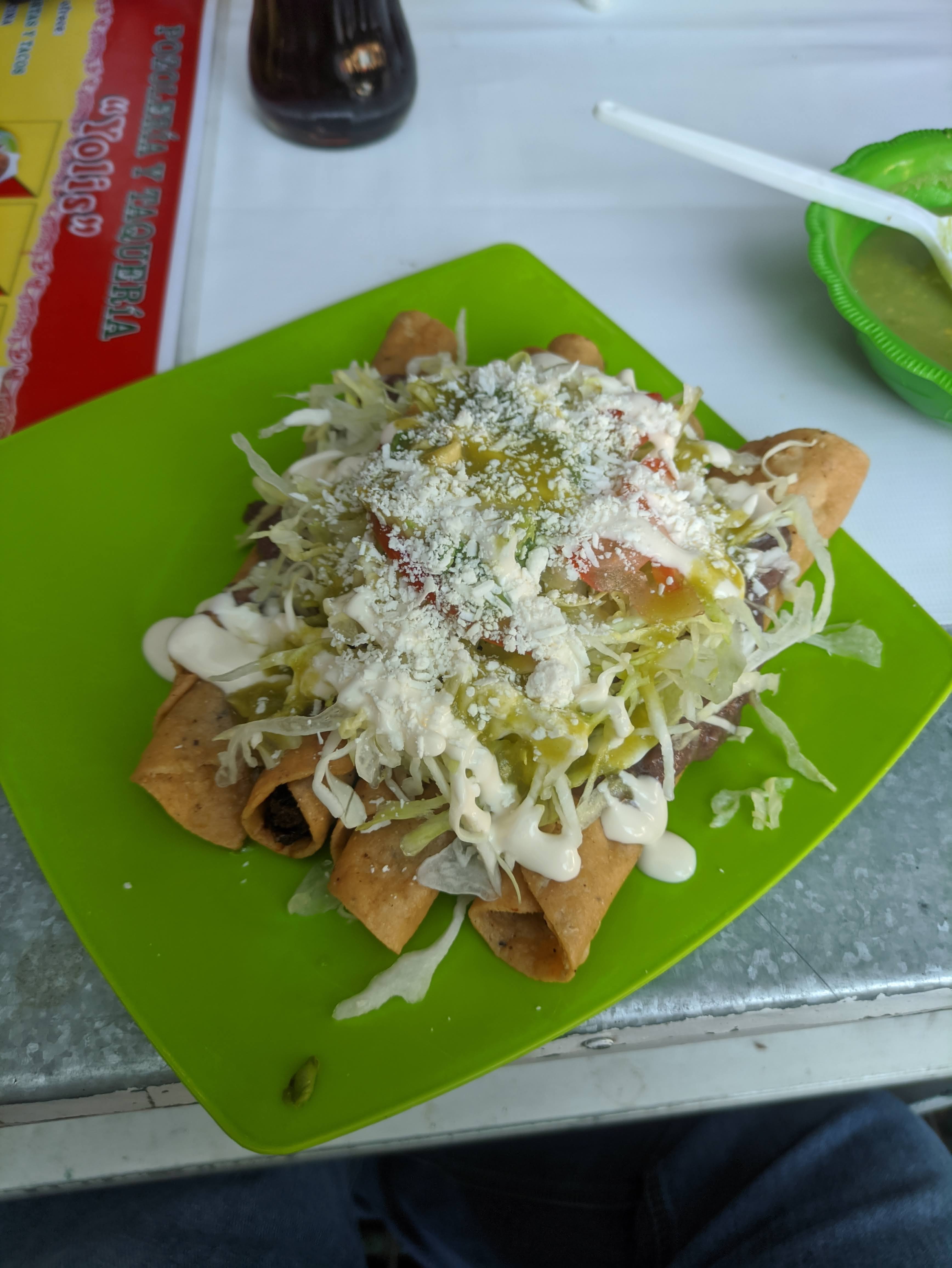 Tacos al carbon "CHOLOS" image 4