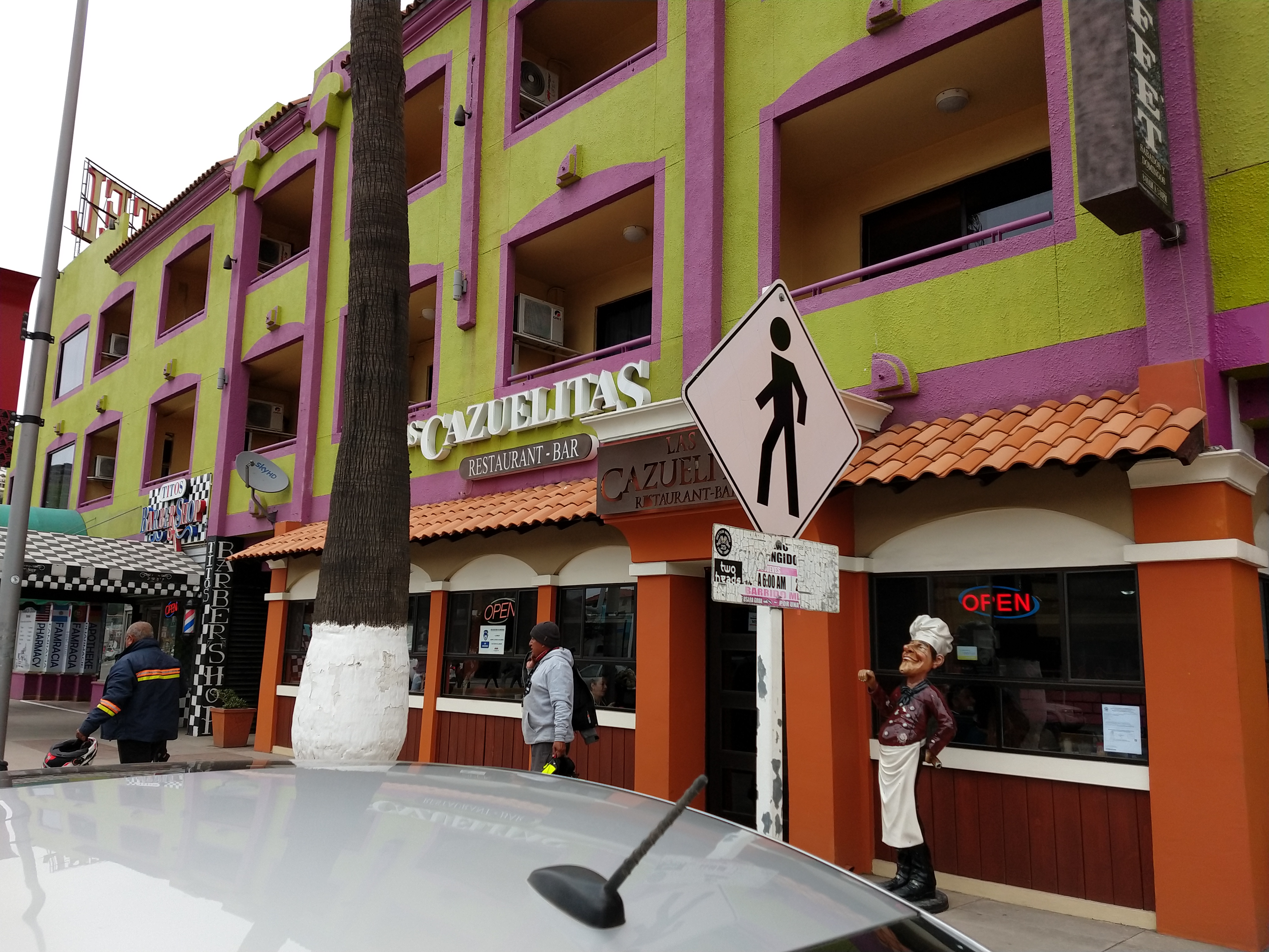 Las Cazuelitas Restaurant Bar image 1