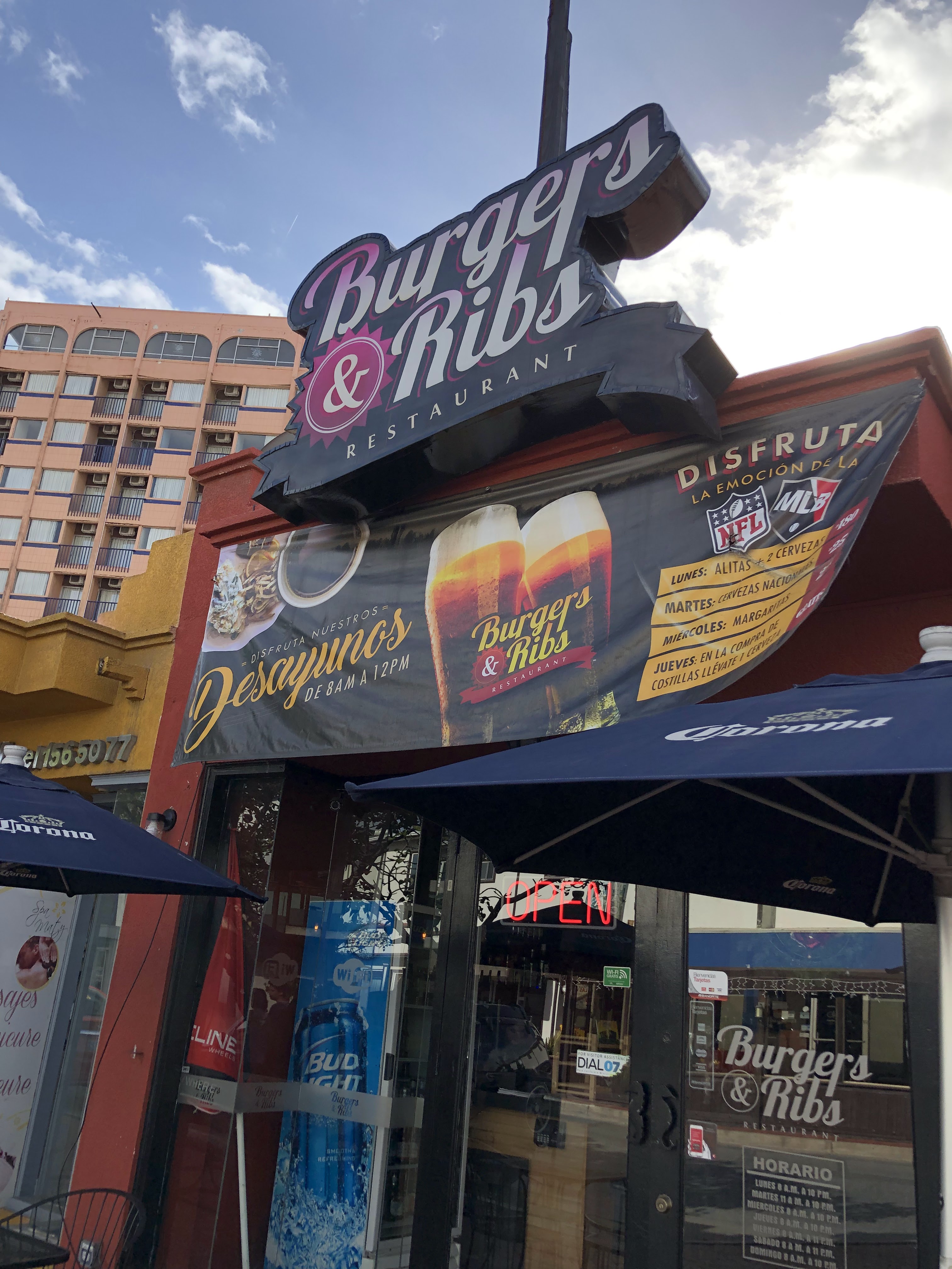 Burgers & Ribs image 4