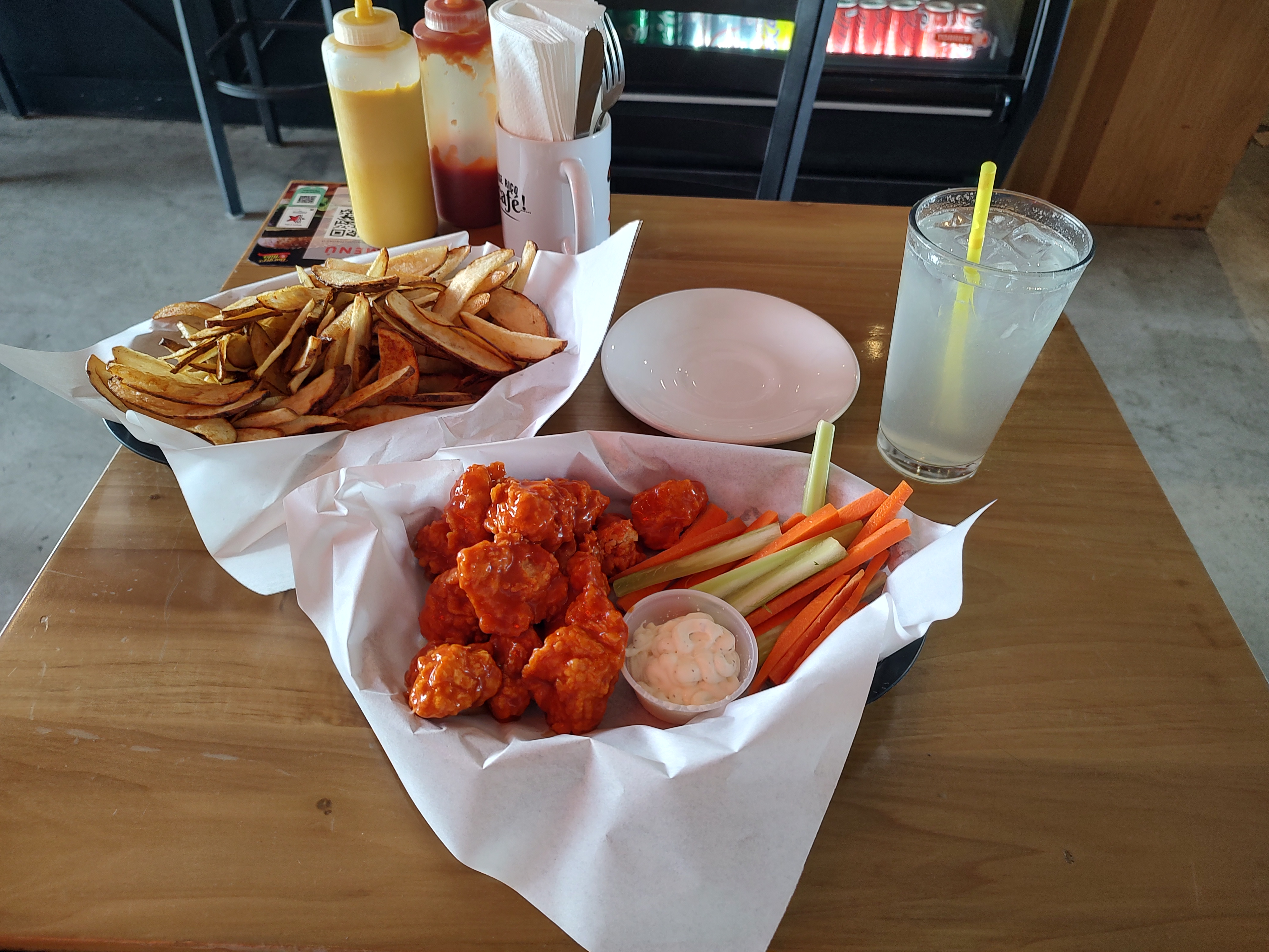 Burgers & Ribs image 6