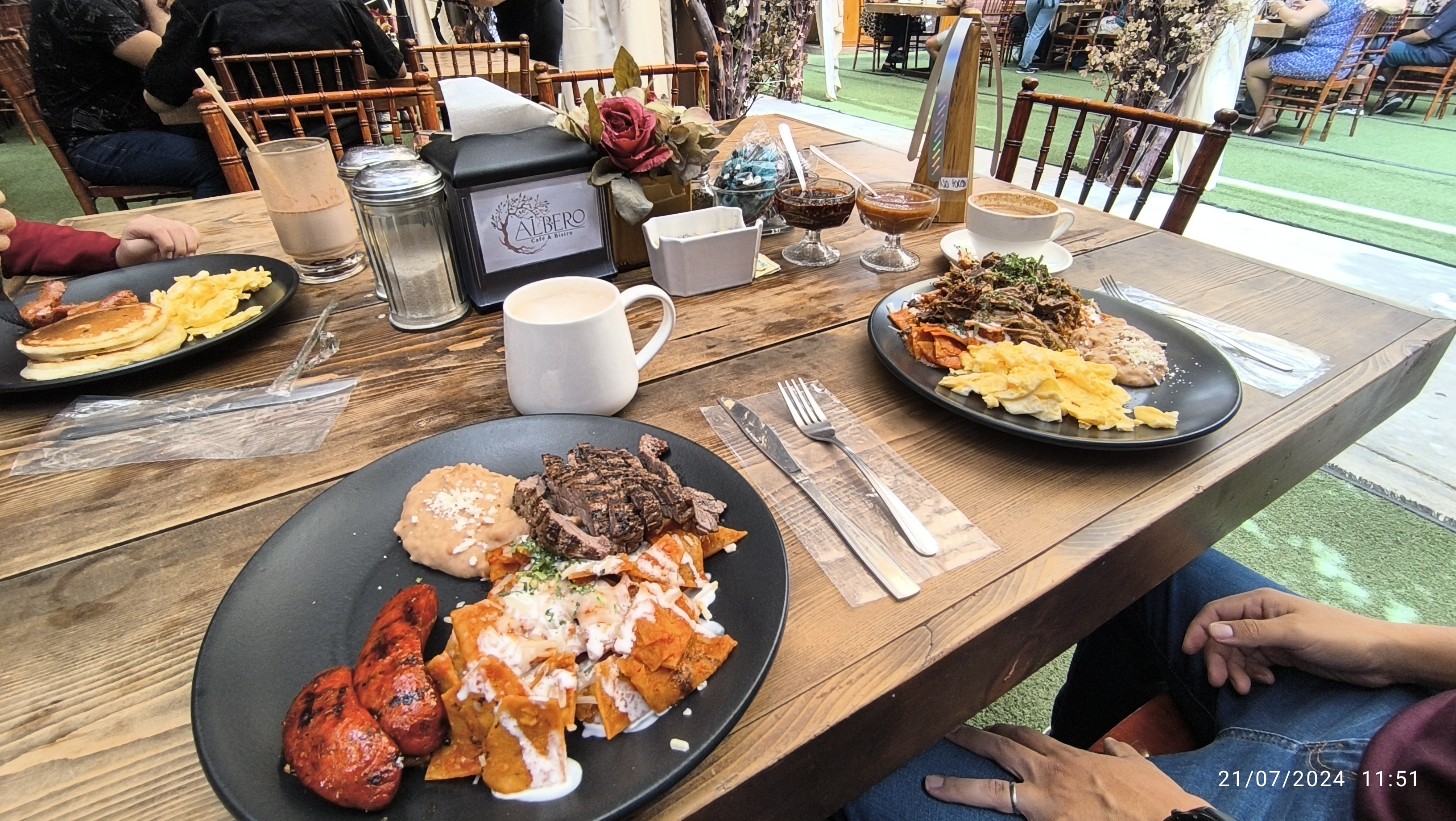 Restaurante ChilakilEns - Chilaquiles & Grill image 7