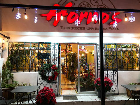 Hornos Pizza Restaurant image 1