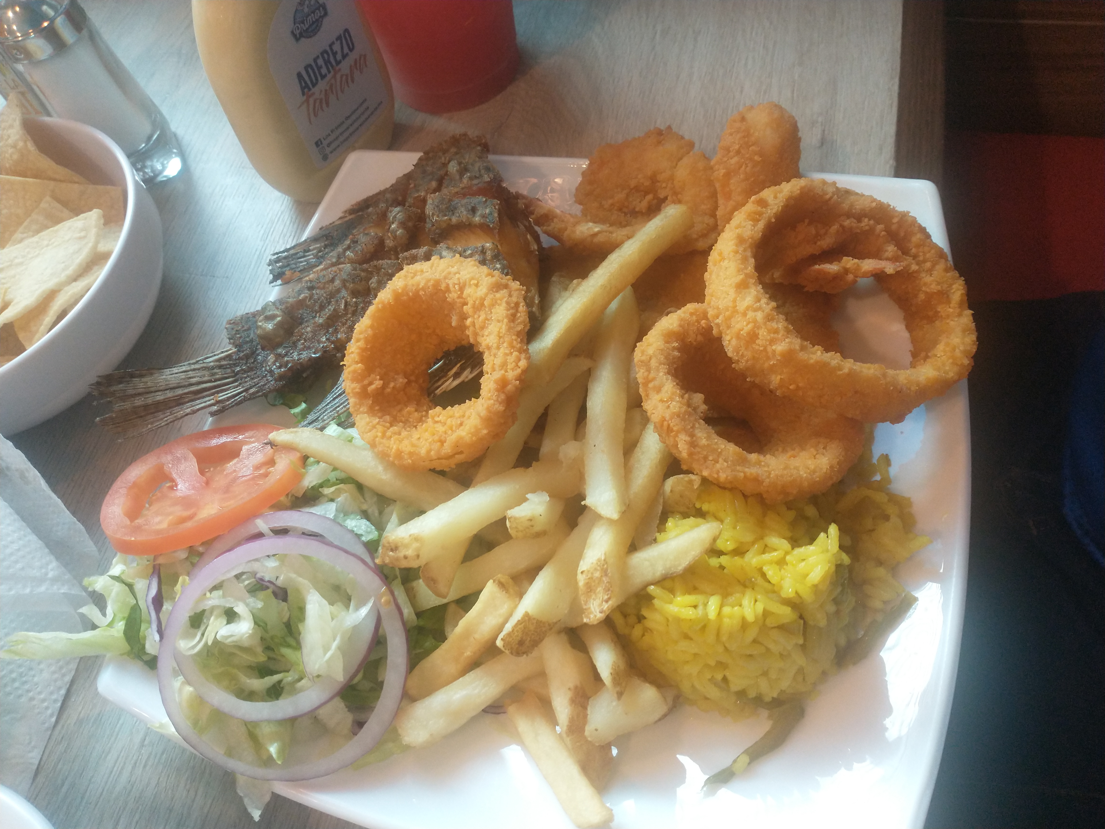 Los Primos Restaurante (Rinconada Colonial) image 3