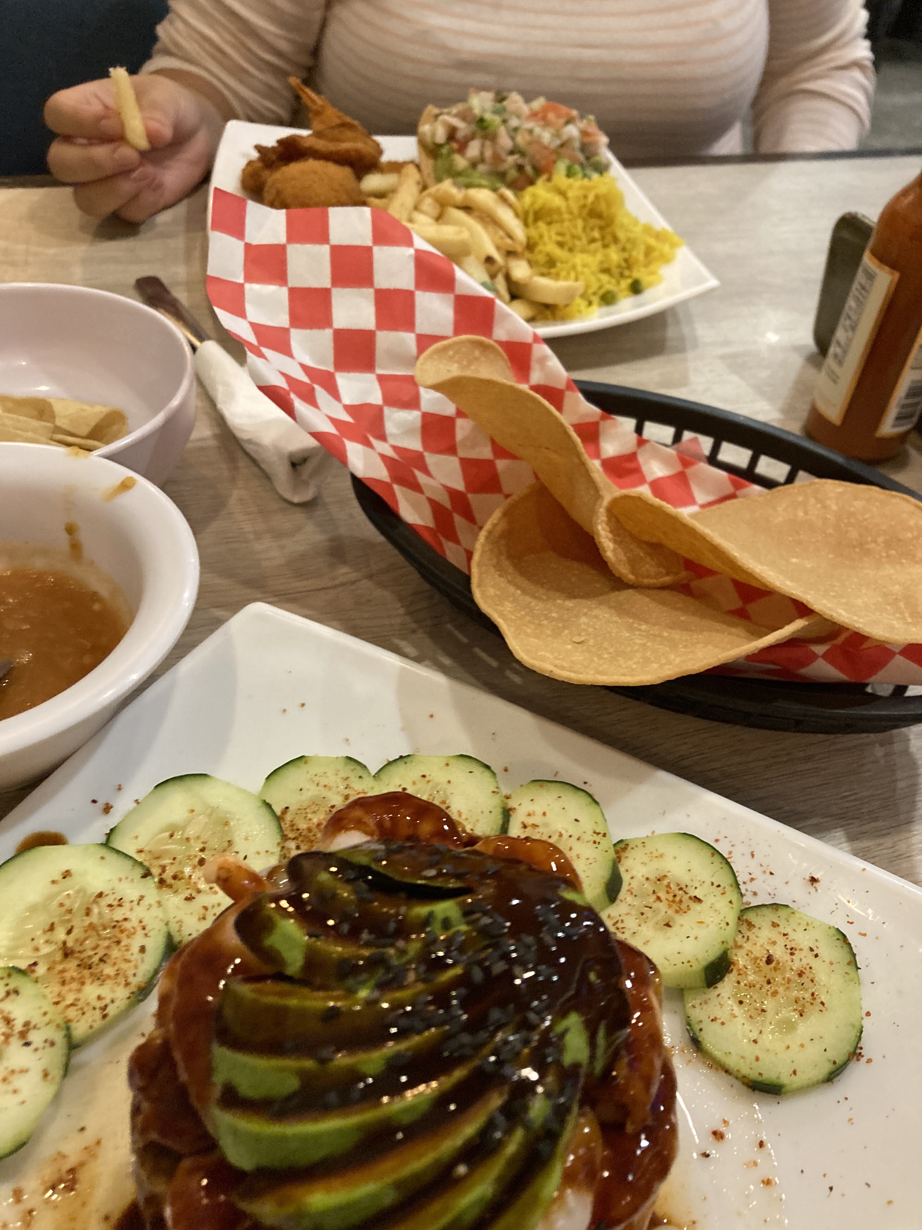 Los Primos Restaurante (Plaza Aviana) image 4