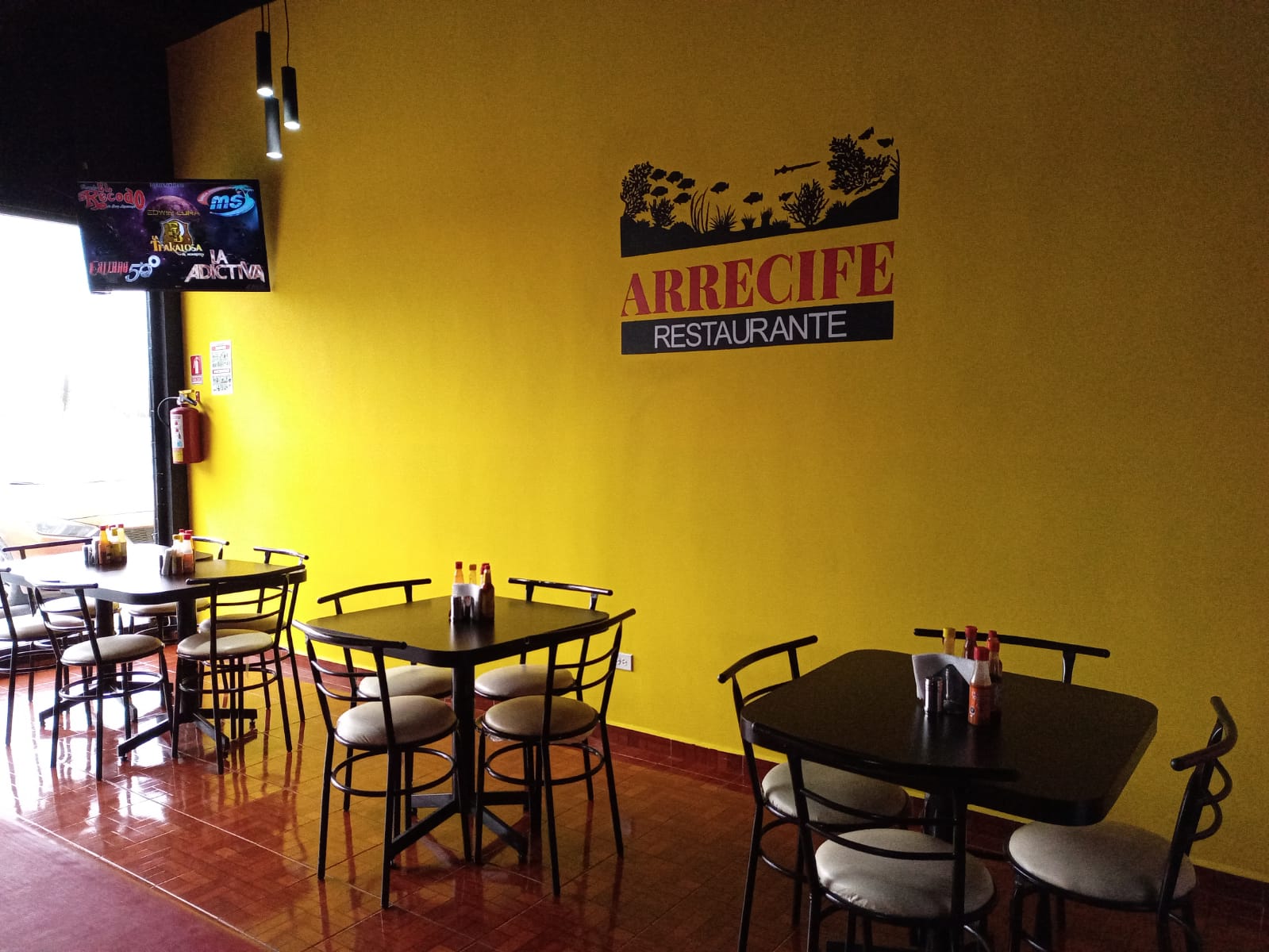 Arrecife restaurante image 5