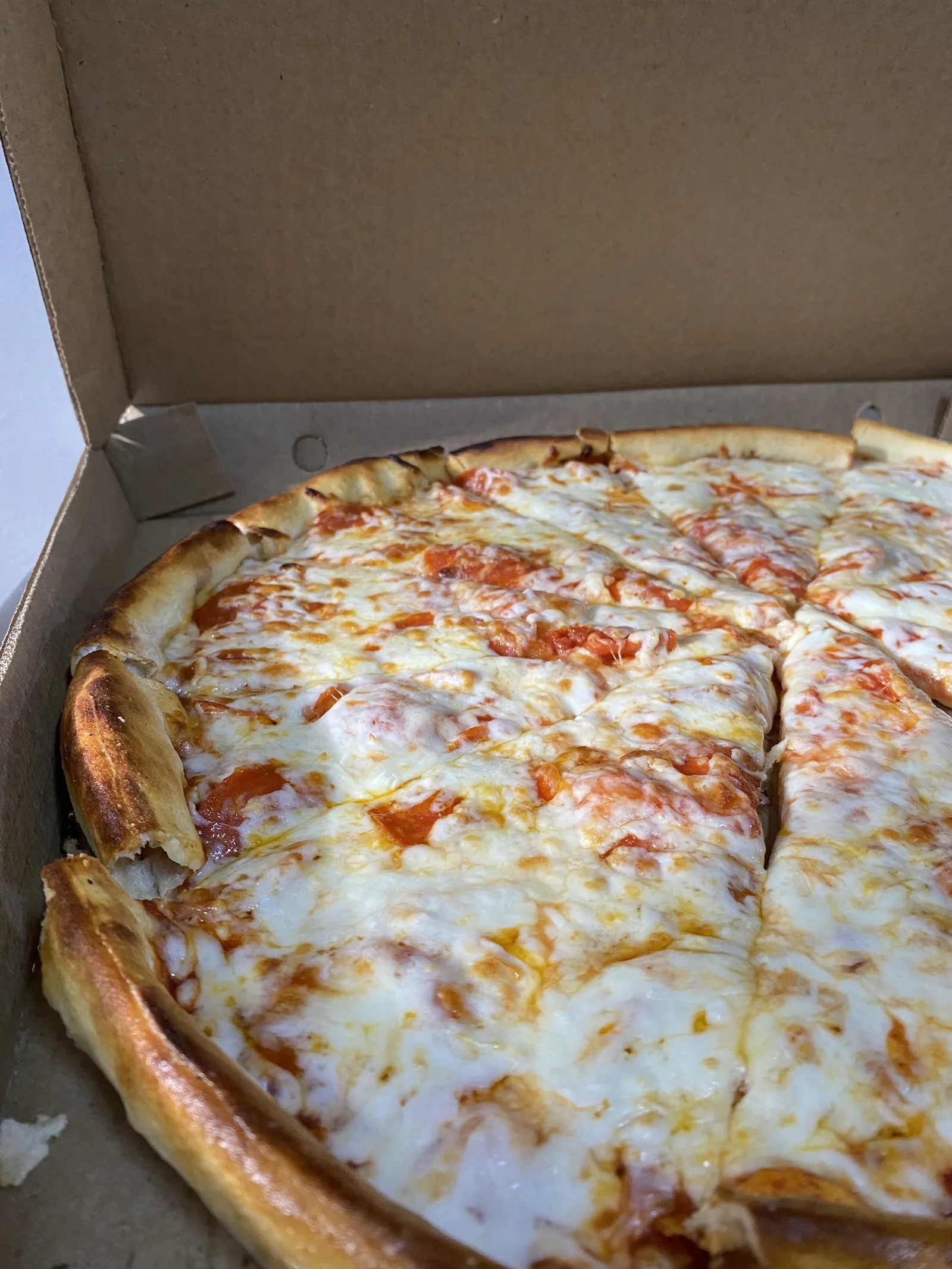 Benos Pizza image 3