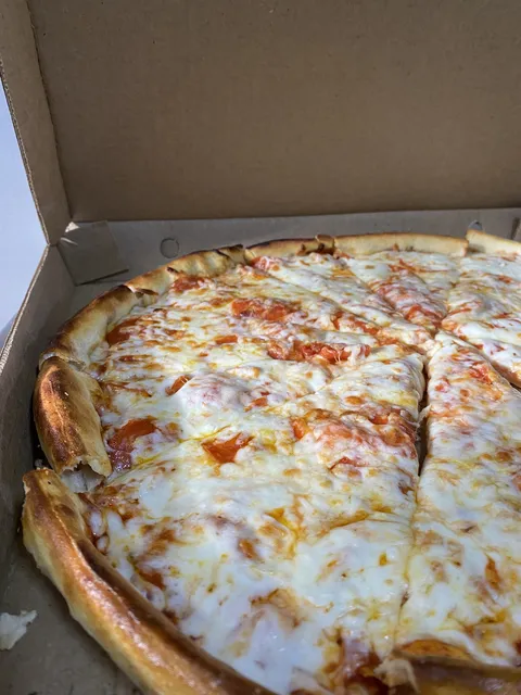 Benos Pizza image 3