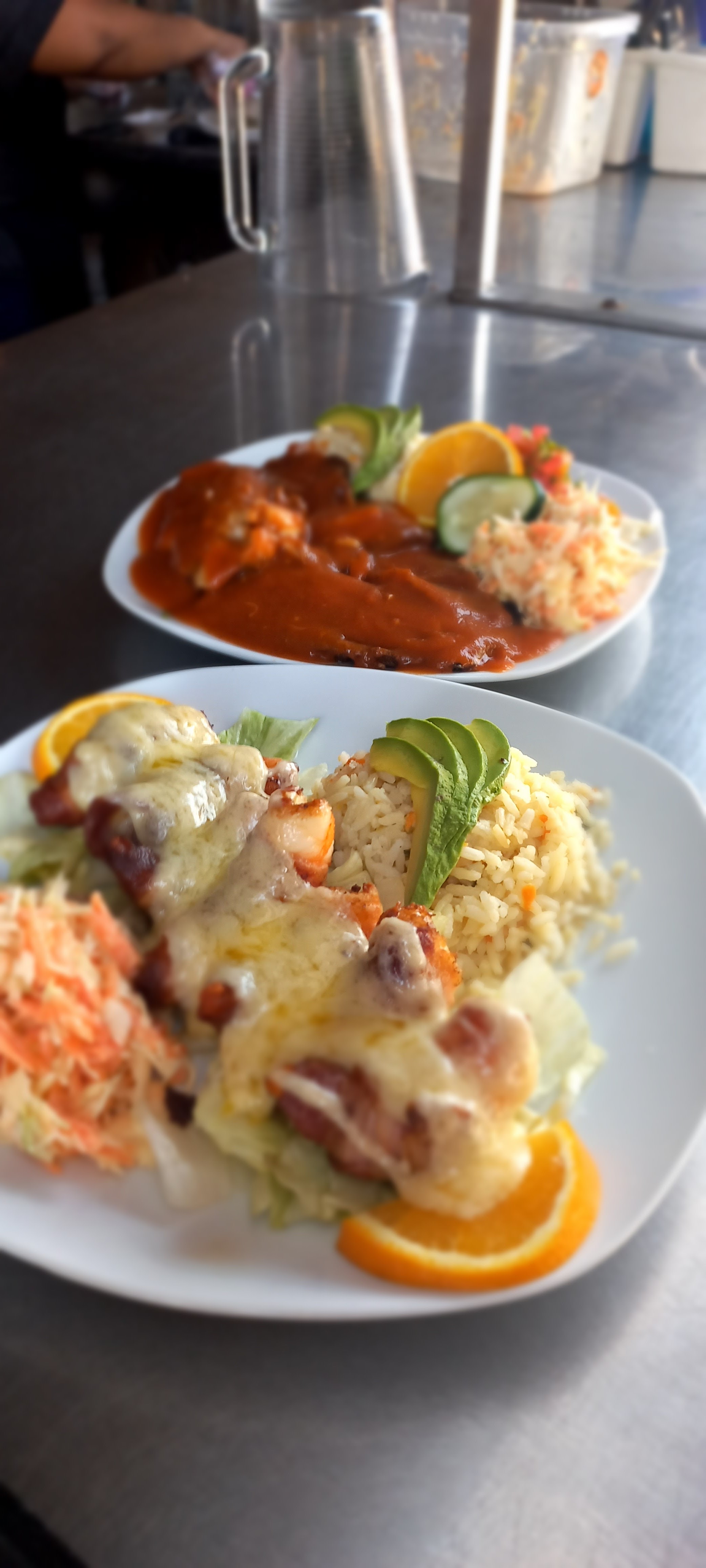 Mariscos los trópicos. image 4