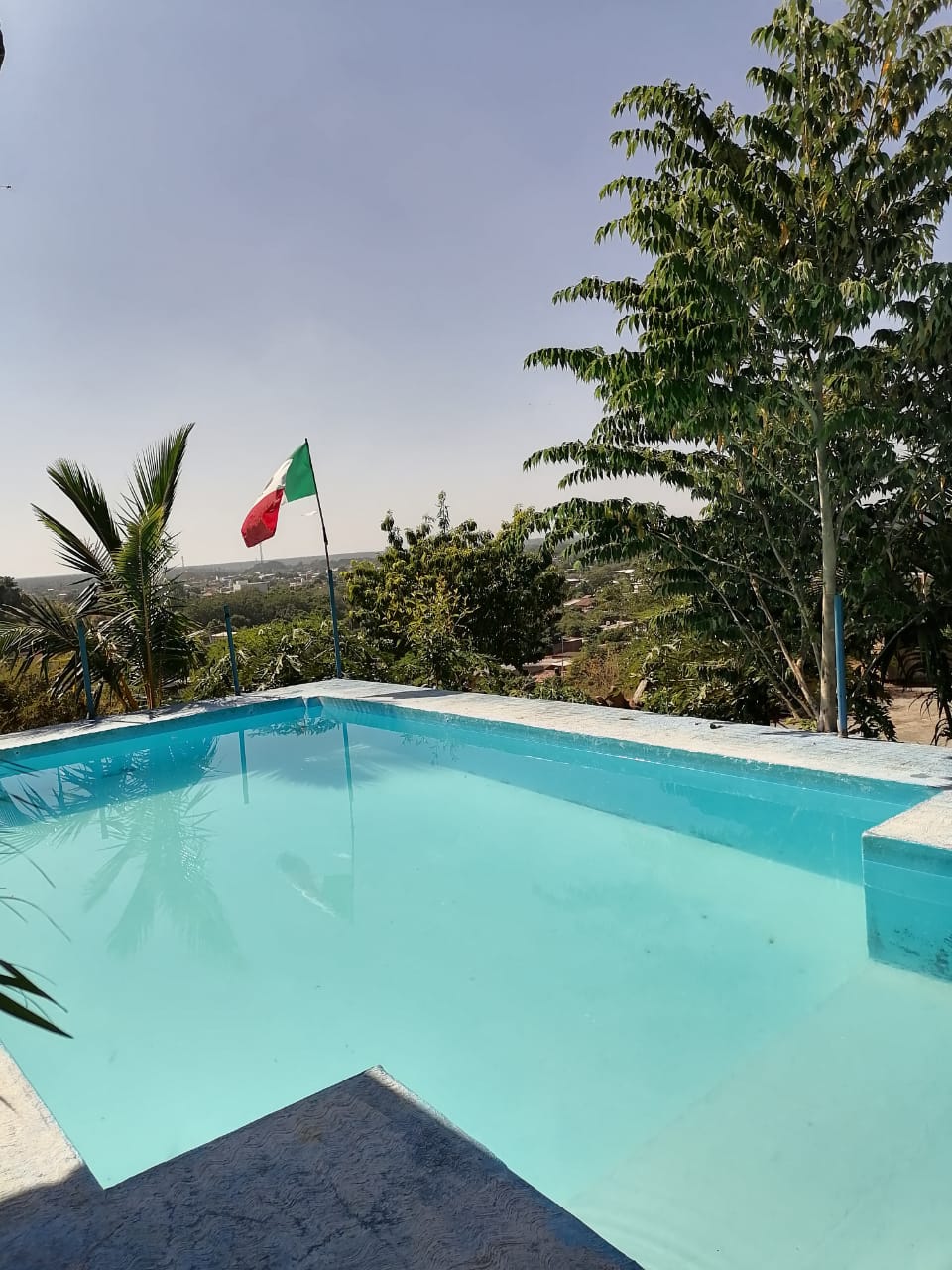 Albercas y Restaurante El Virlo image 6