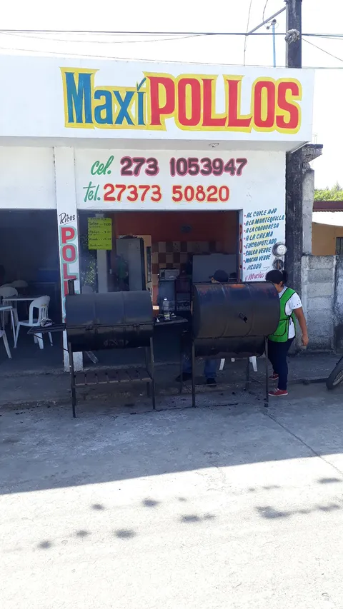 MaxíPOLLOS image 3