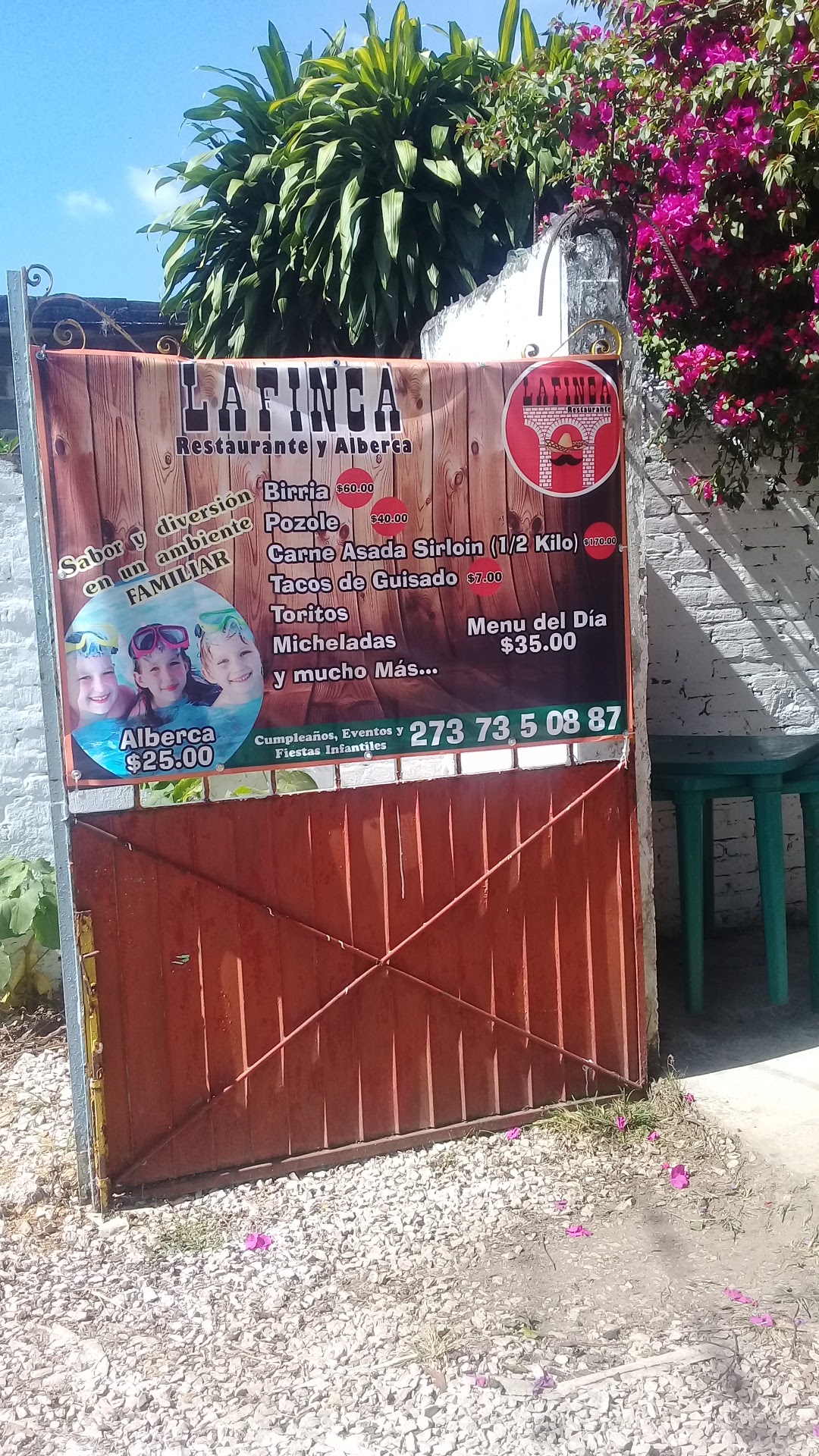 La Finca Restaurante Y Alberca image 2