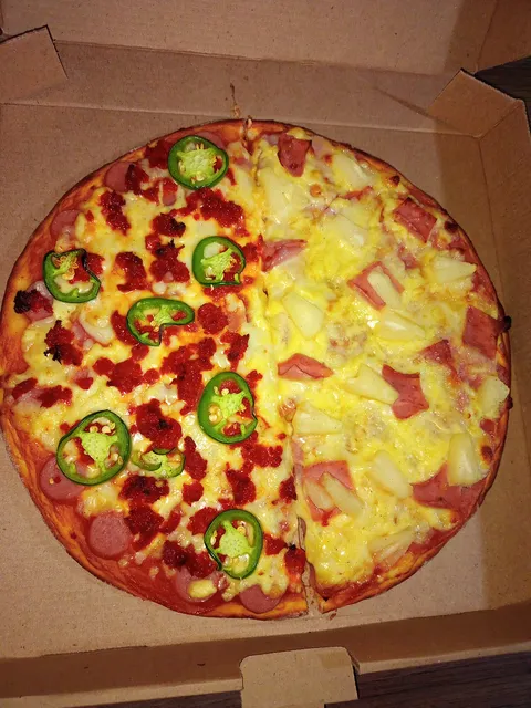 PIZZAS "ANDY" image 1