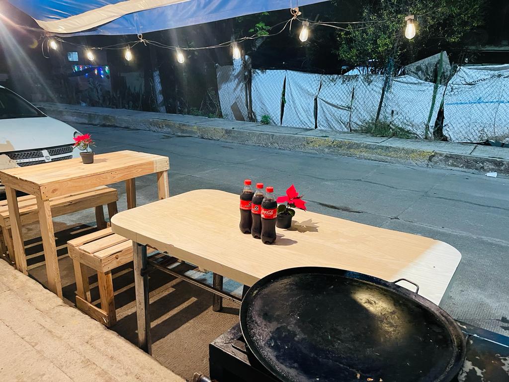 La Mexicana Restaurante image 1