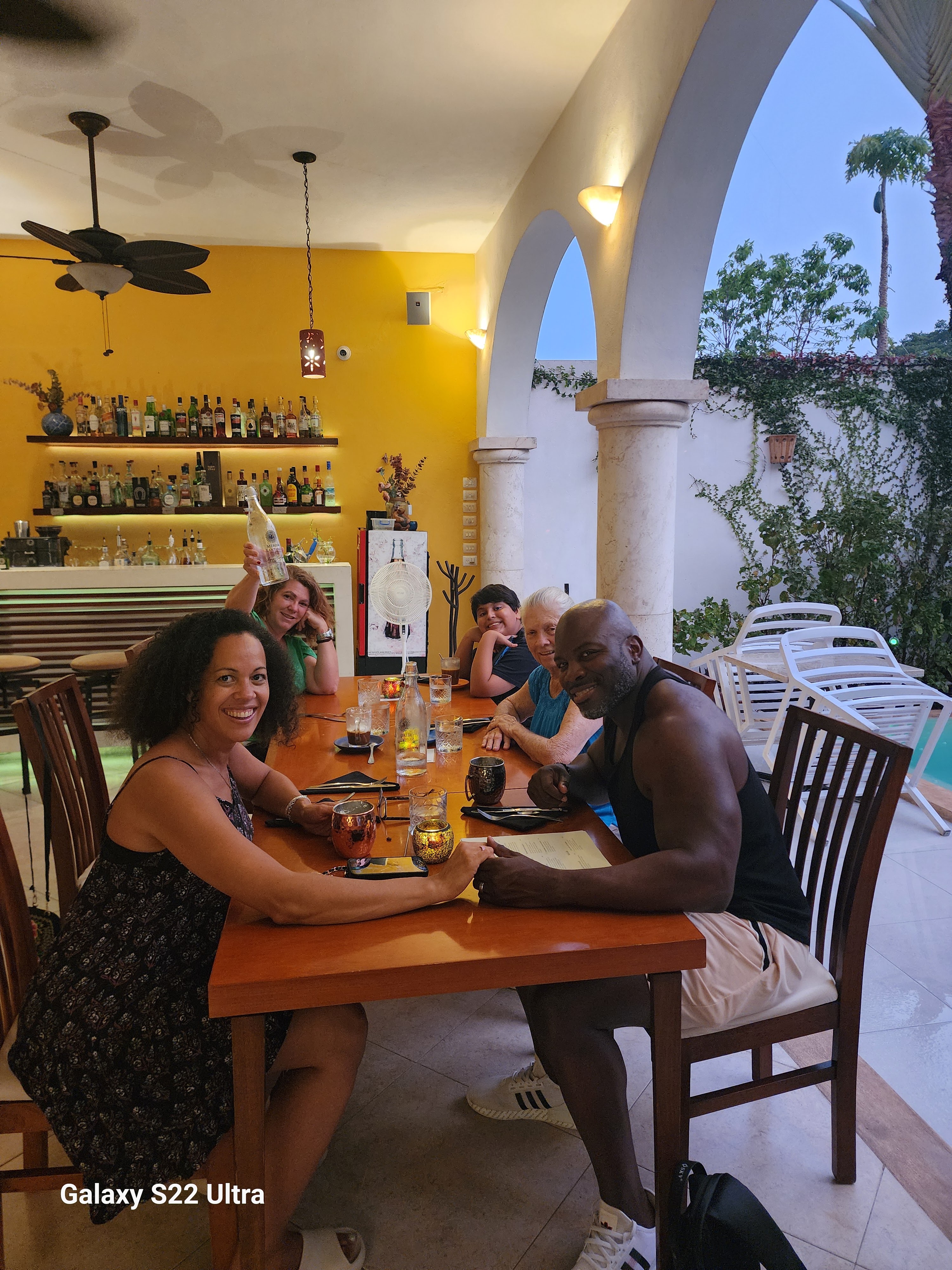 Johannes Comfort Food and Bar image 7