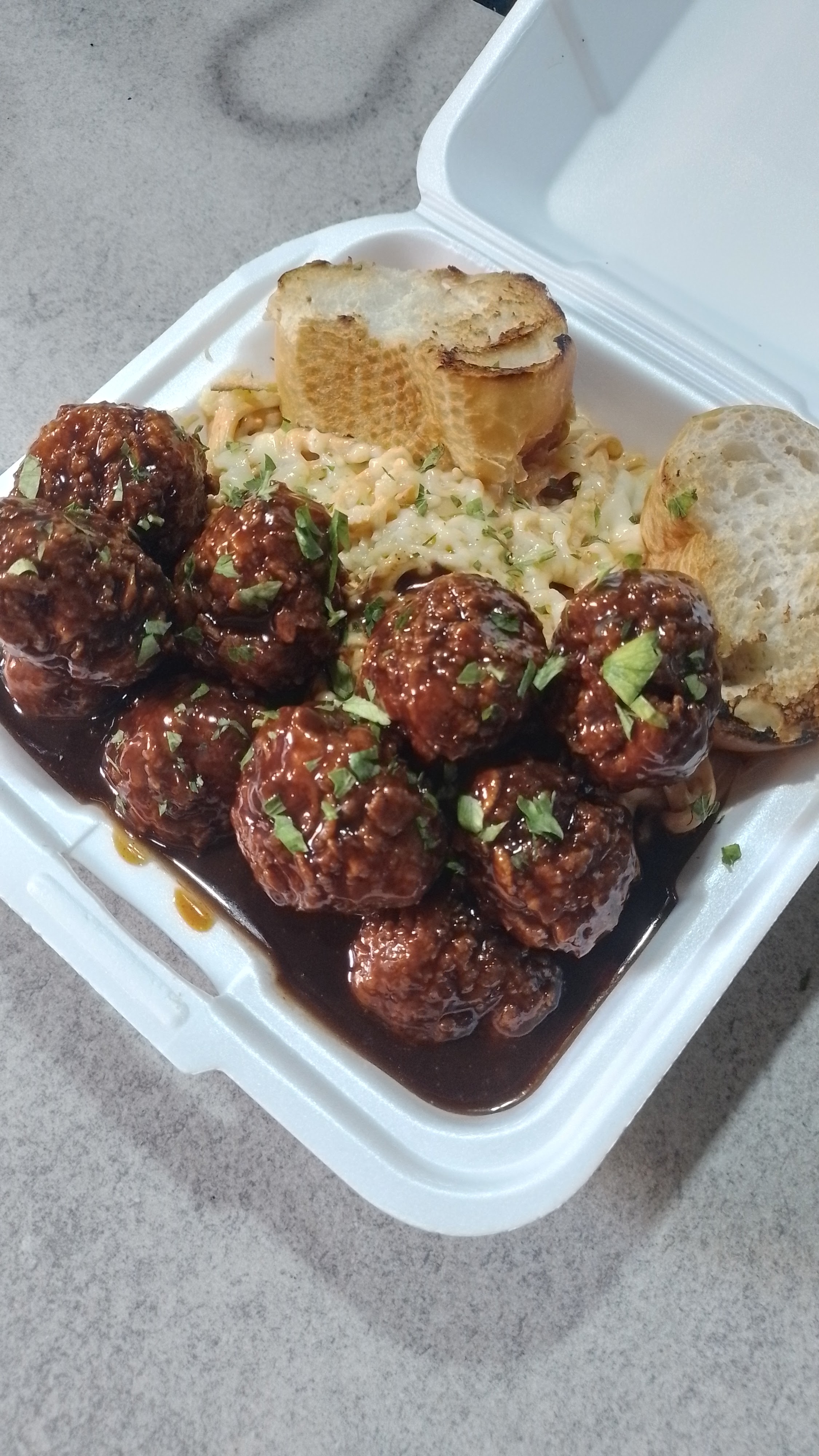 San Pepes Good Kitchen image 4