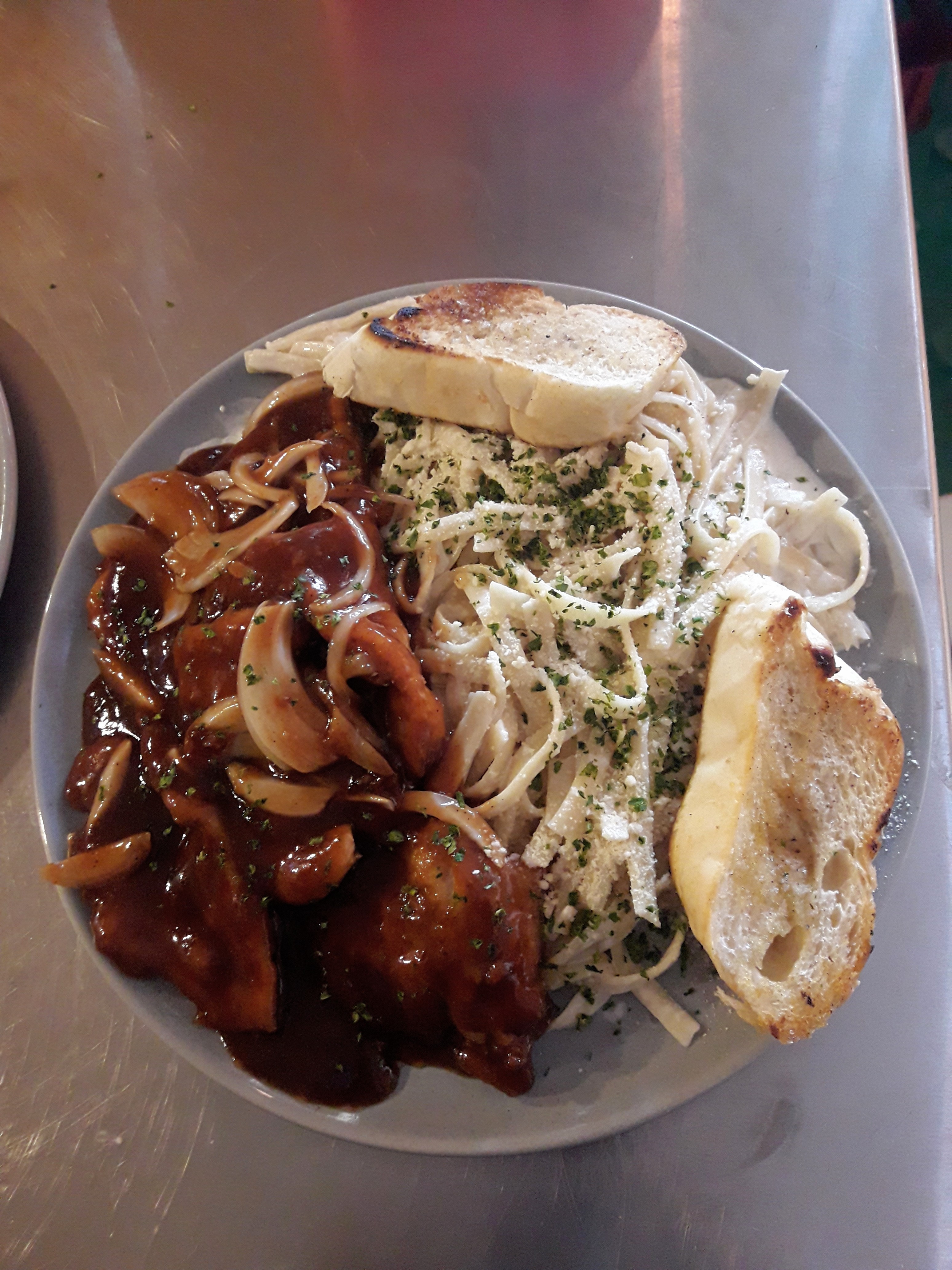 San Pepes Good Kitchen image 10