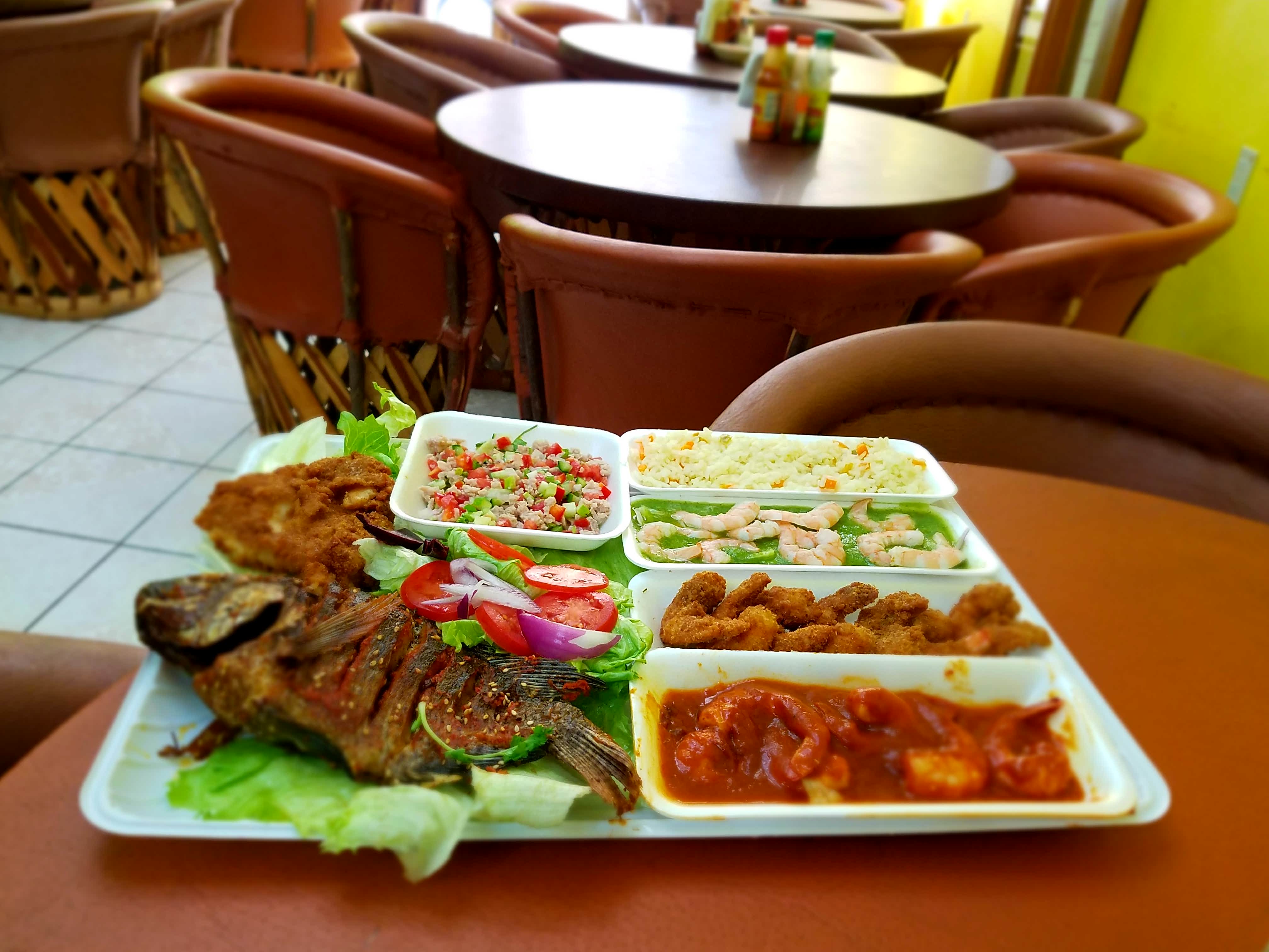 Los molcajetes mariscos image 1