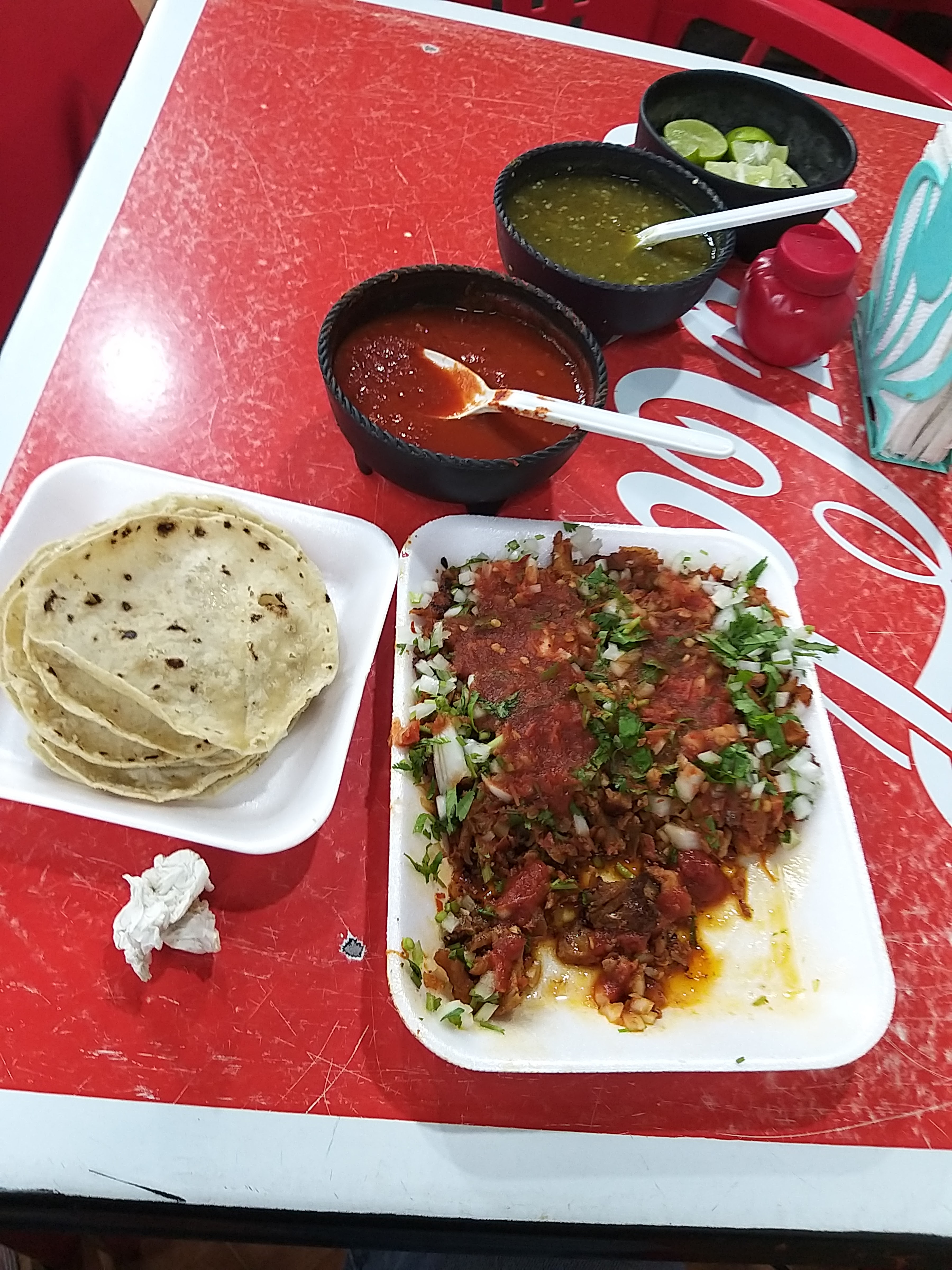 TAQUERIA EL ARCO image 1