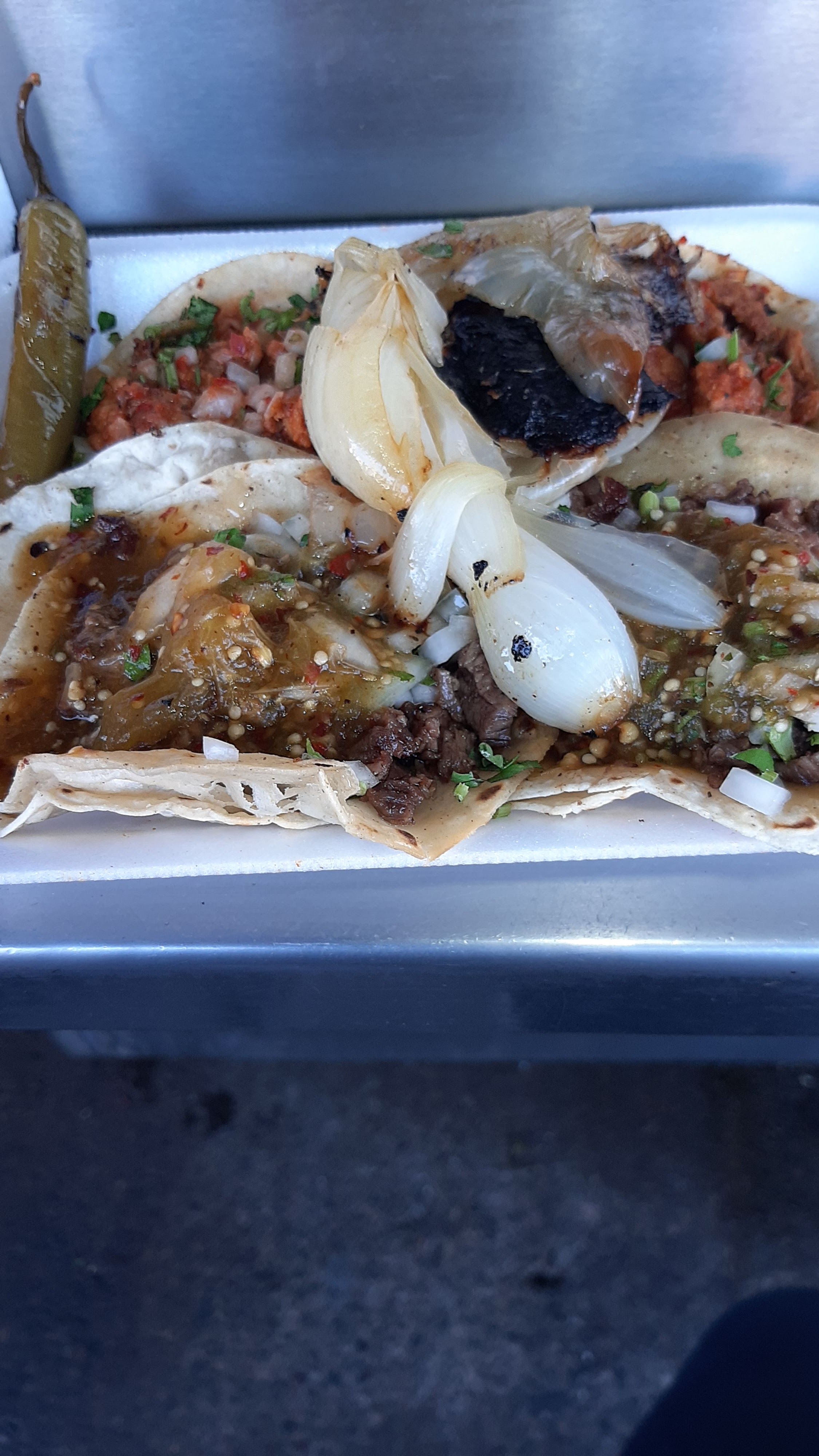 TAQUERIA EL ARCO image 6