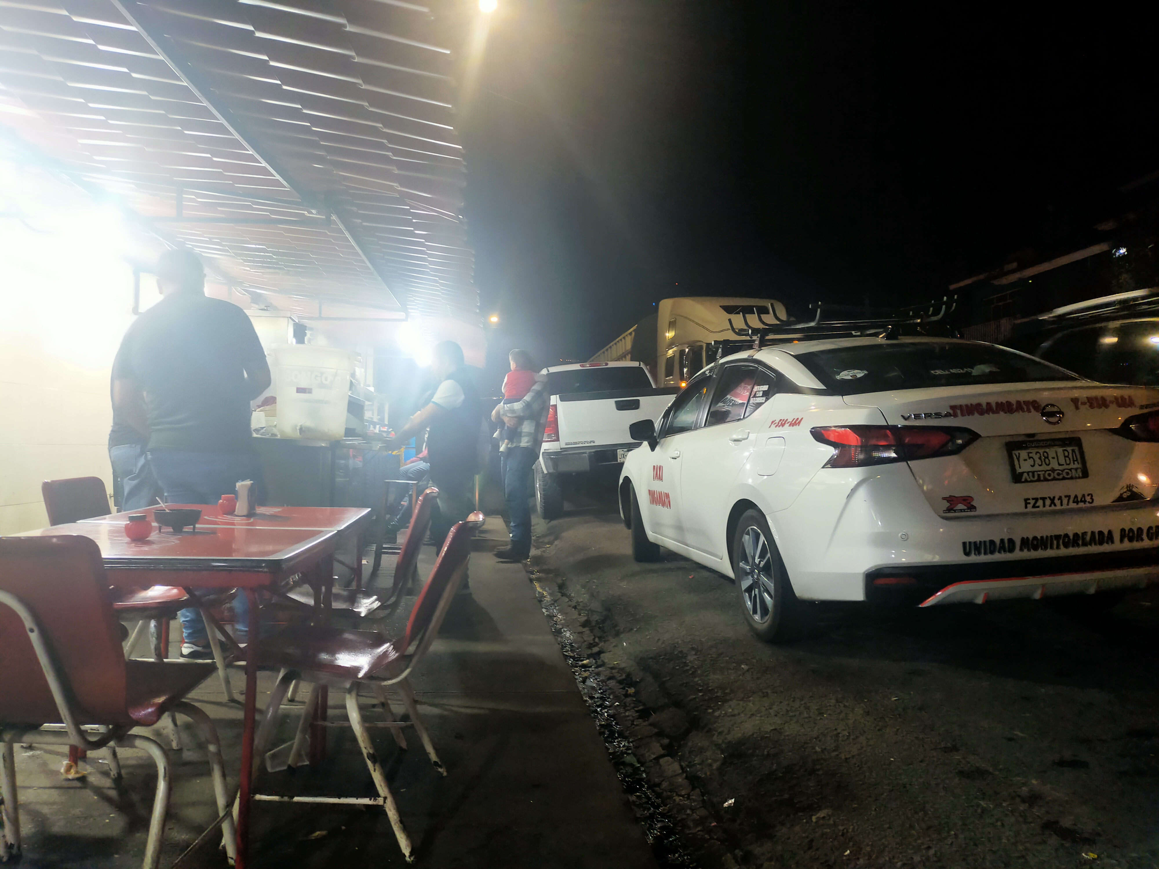 TAQUERIA EL ARCO image 10