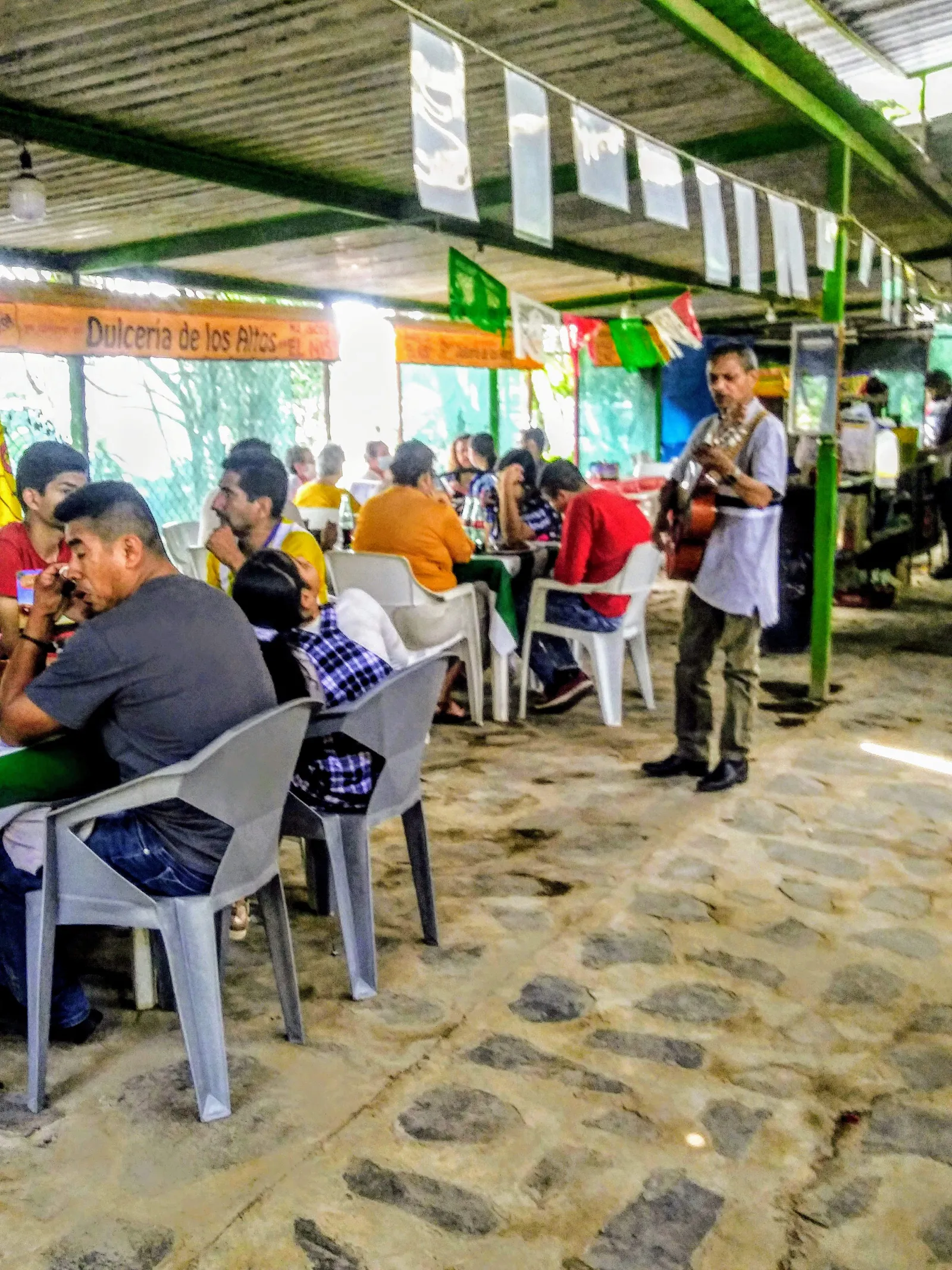 Mariscos El Ñis image 4
