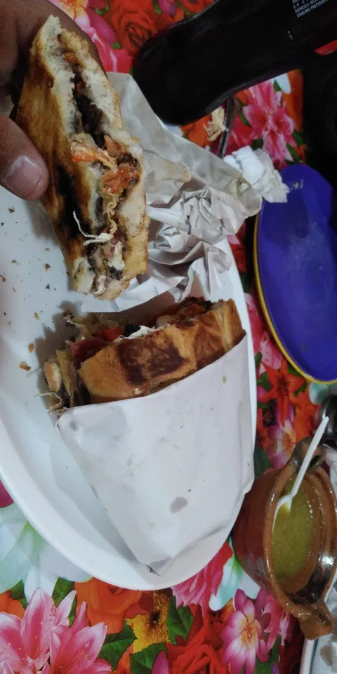 Antojitos mexicanos Yola image 2