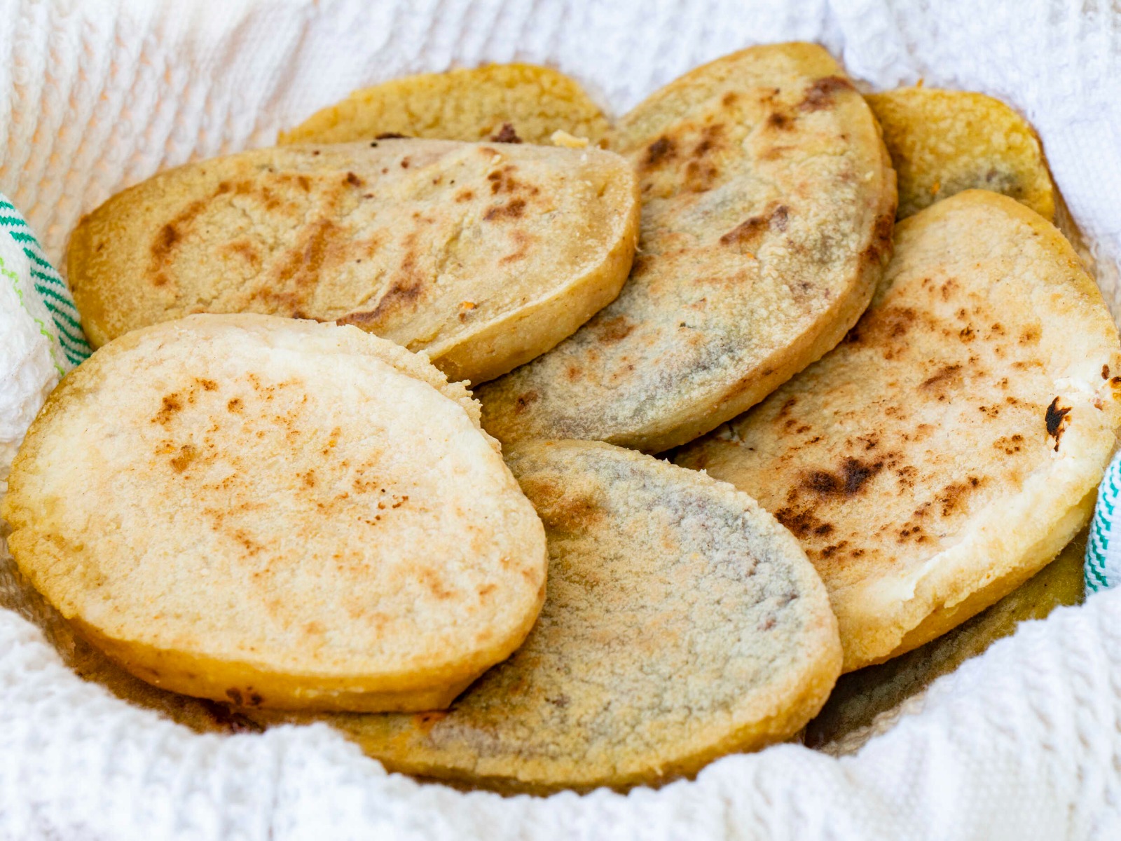 Tlacoyos Famosos image 5