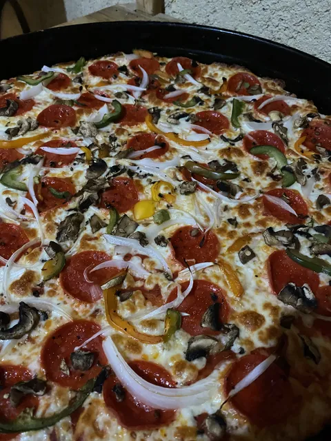 Chicago pizza image 1