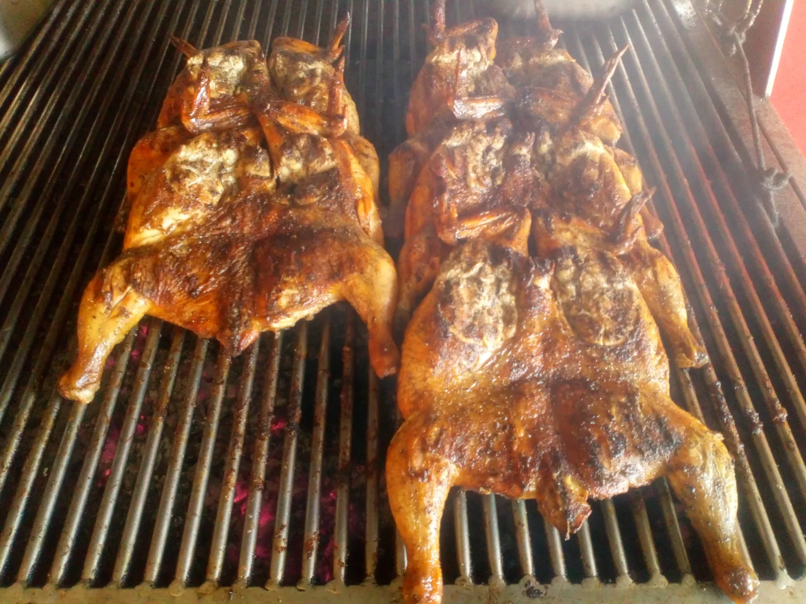 Chicken Boss (pollos asados al carbón) image 2