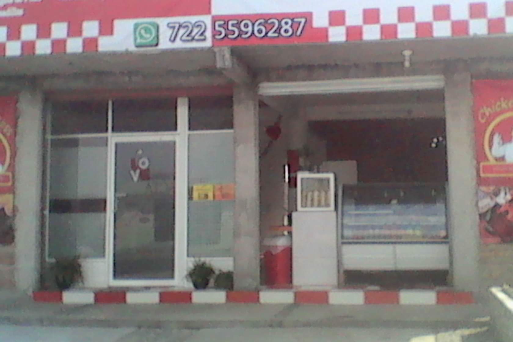 Chicken Boss (pollos asados al carbón) image 4