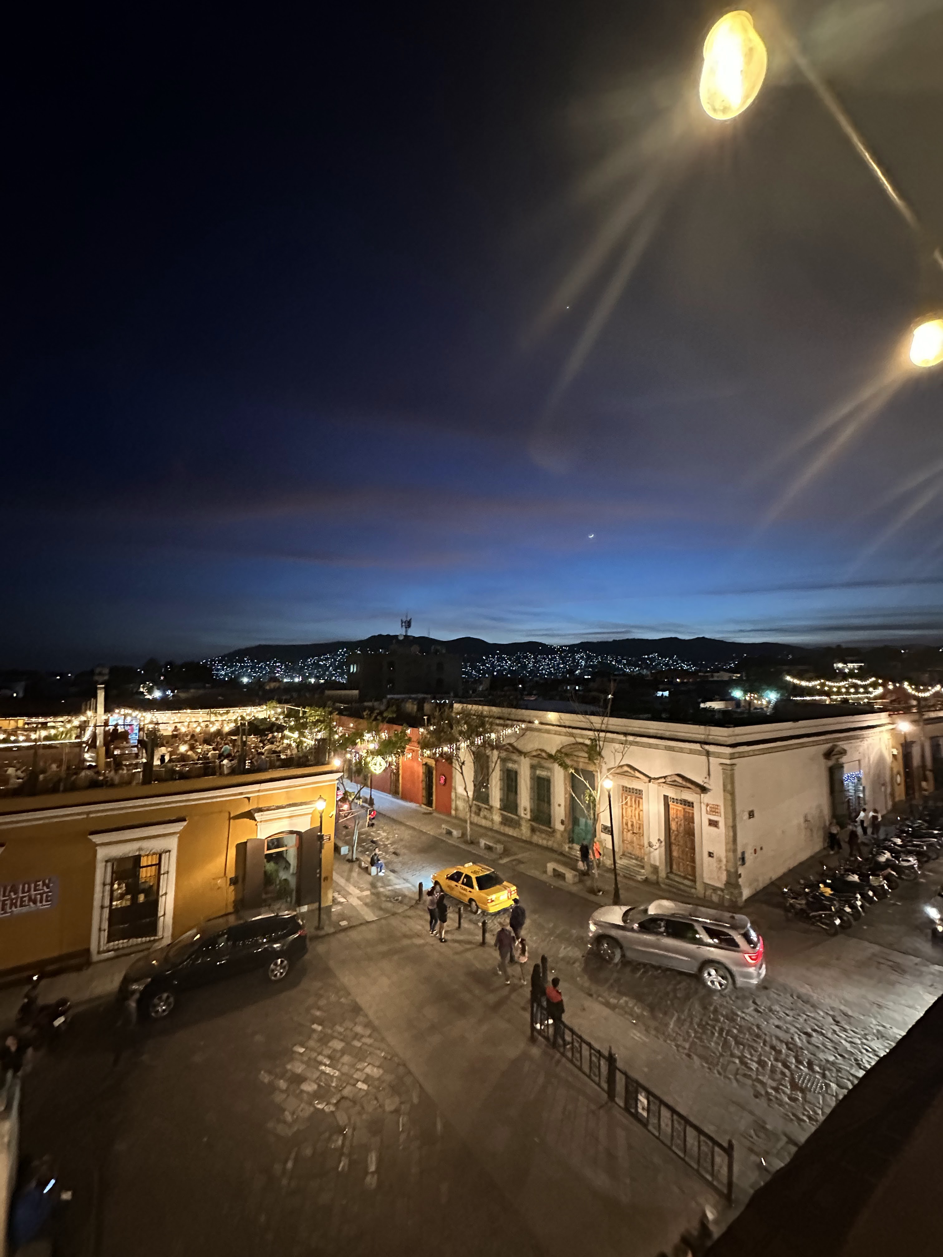 Gozobi Restaurante Bar image 8